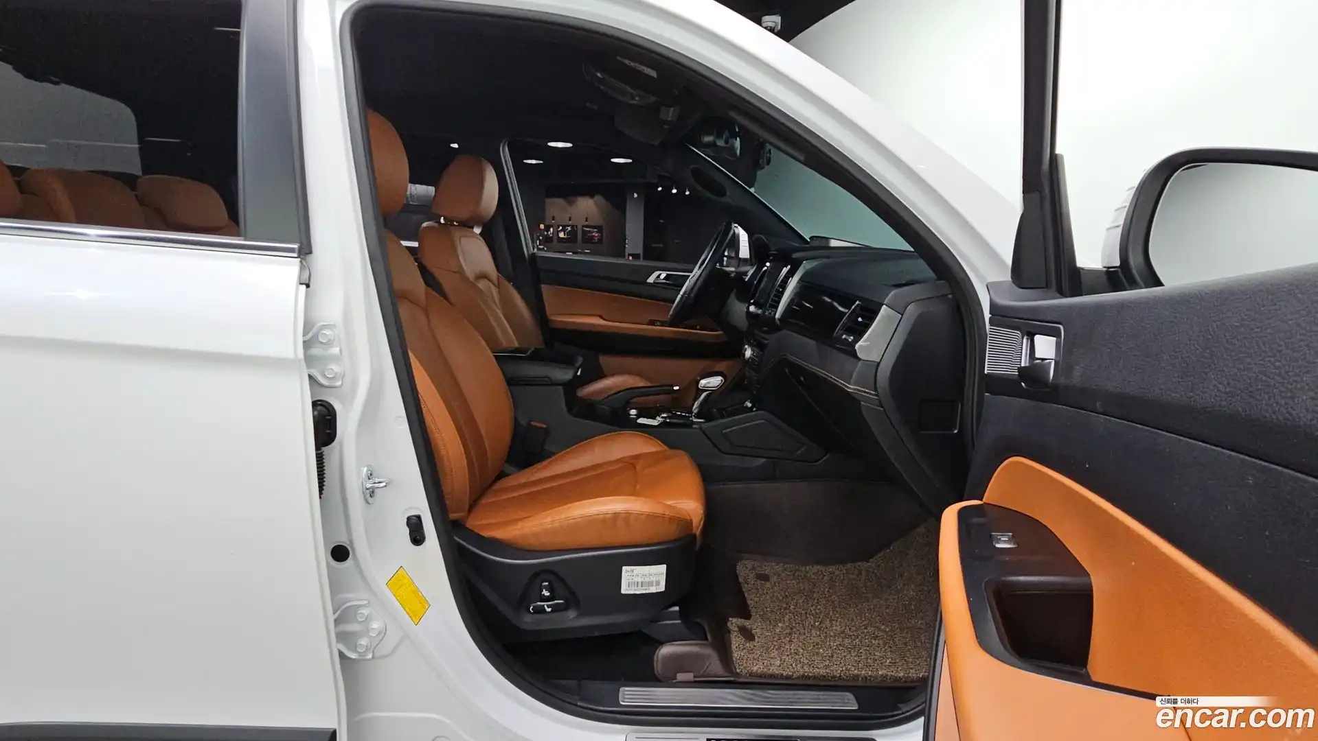 Rexton KG Mobility 2022.2-OPTION-016