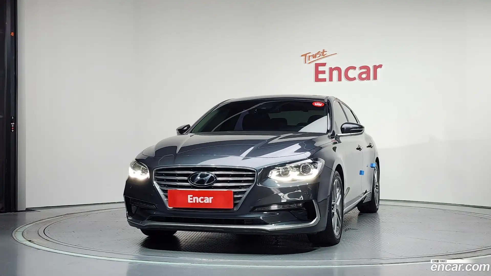 Grandeur Hyundai 2017.6-OUTER-003