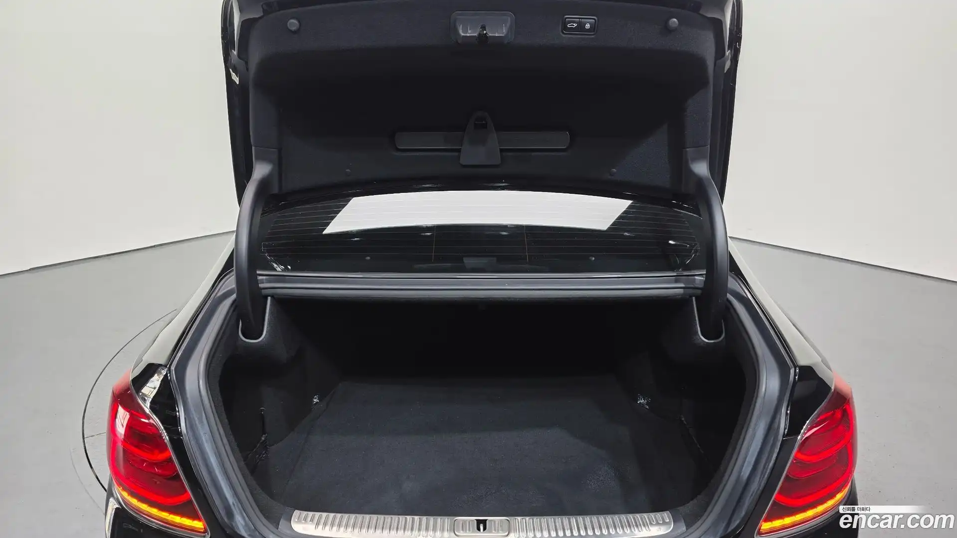 K9 Kia 2020.0-OPTION-044