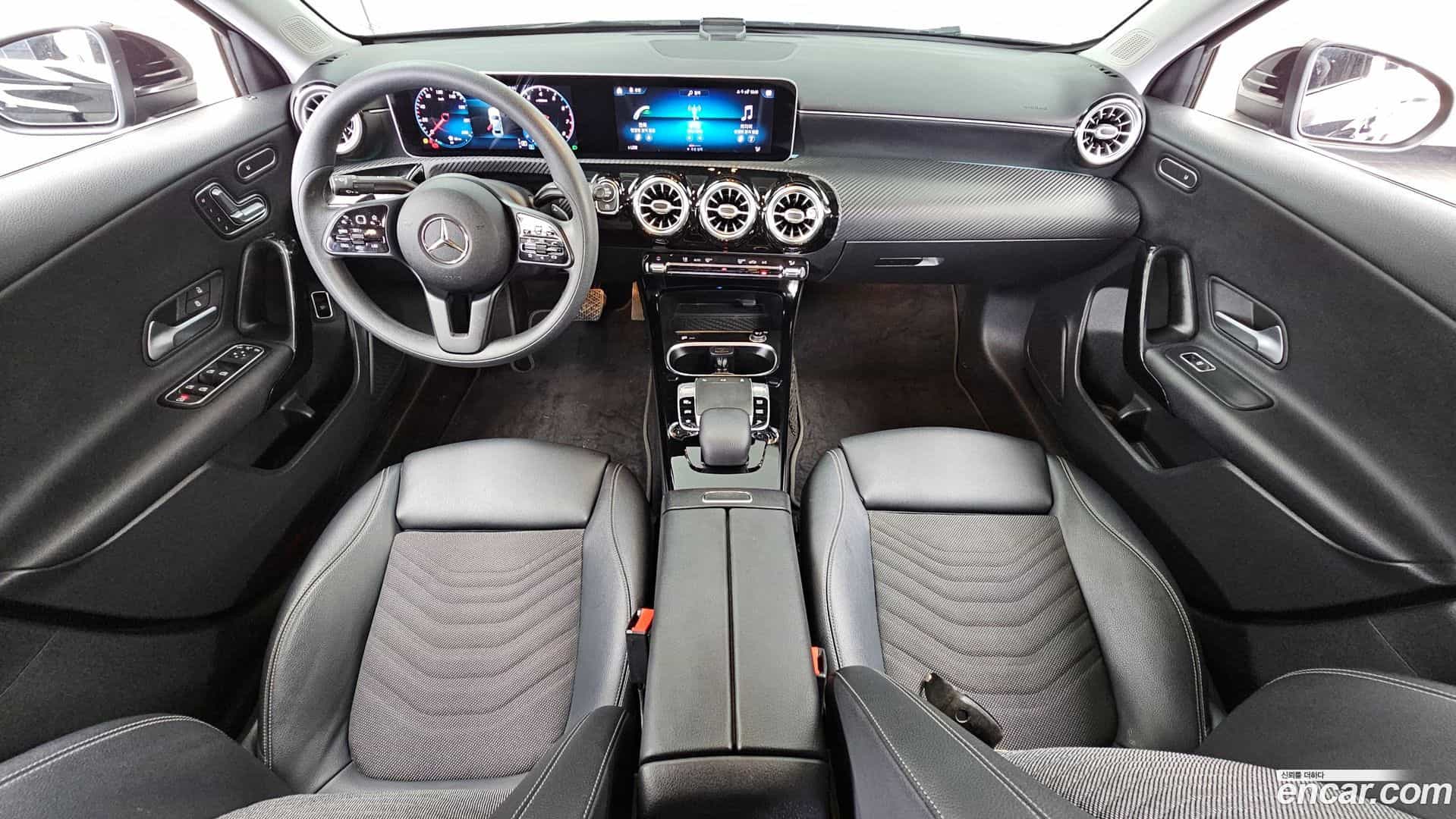 A-Class Mercedes-Benz 2020.2-INNER-007
