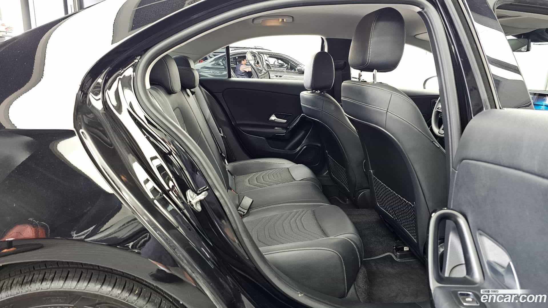 A-Class Mercedes-Benz 2020.2-OPTION-016