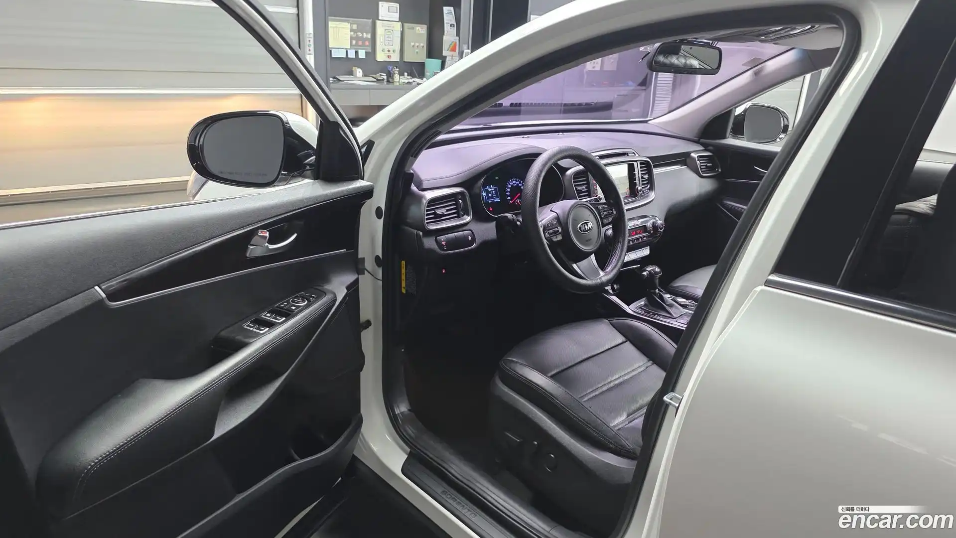 Sorento Kia 2014.9-INNER-010