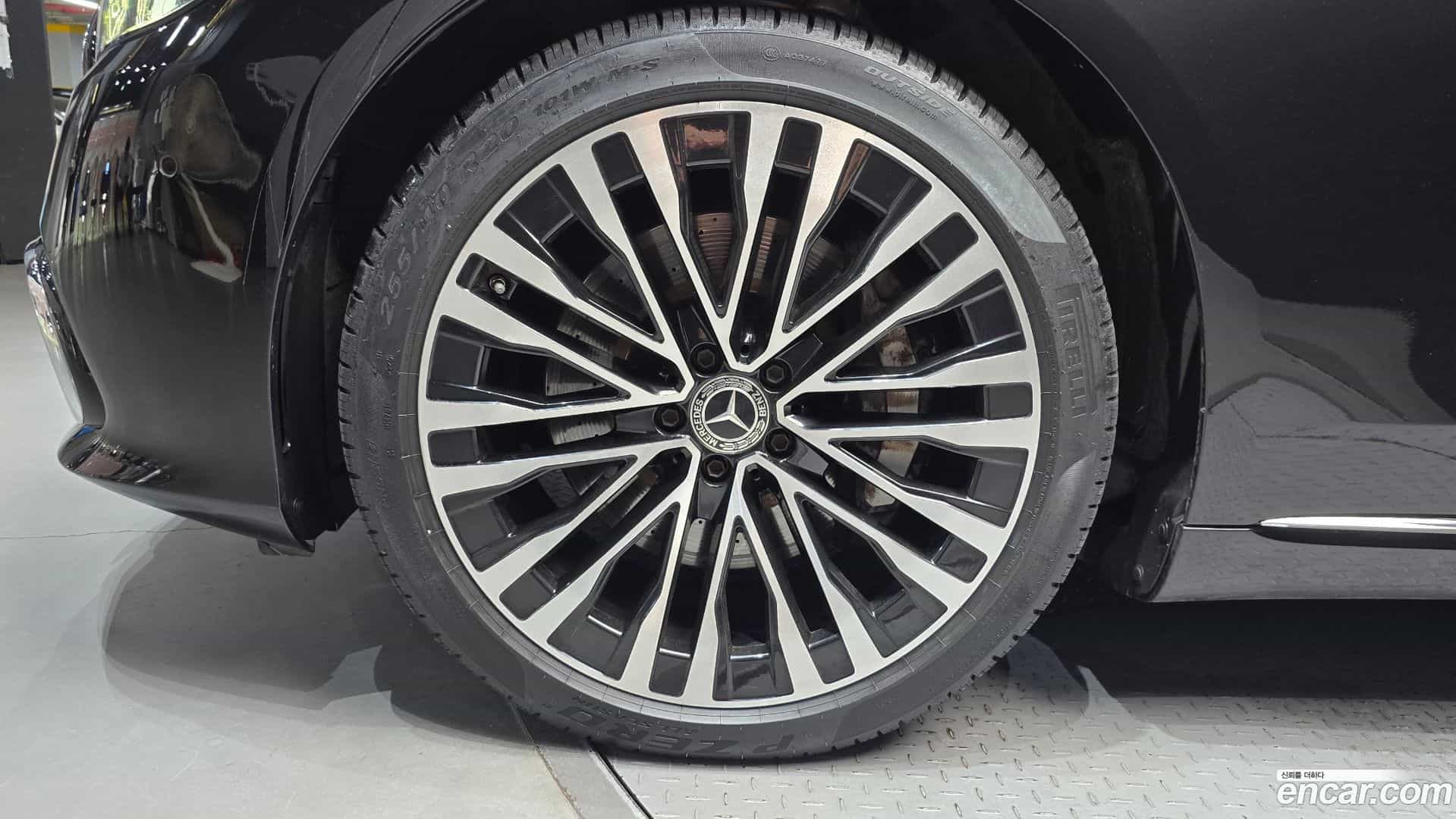 S-Class Mercedes-Benz 2021.4-OUTER-005