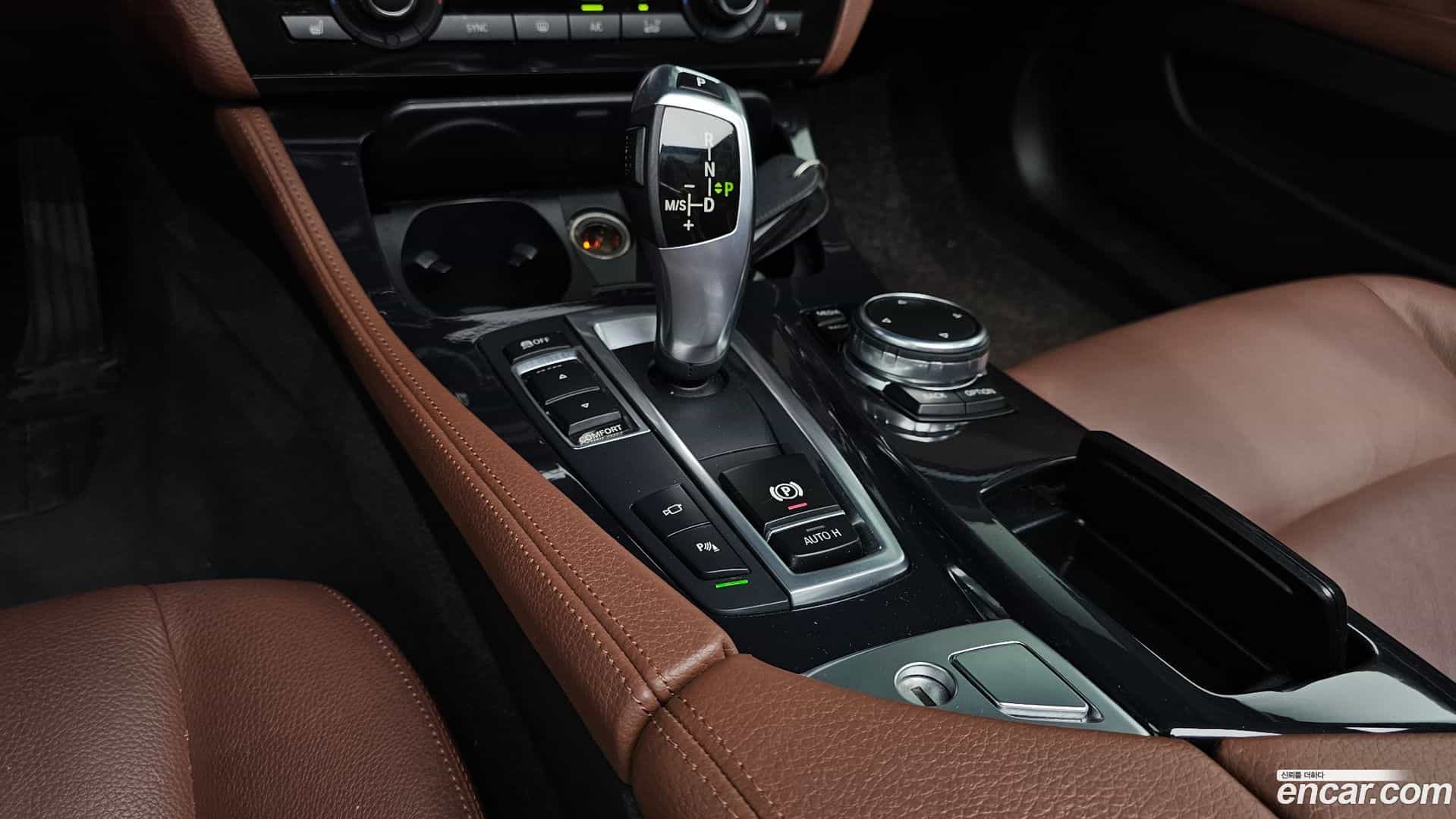 5-Series BMW 2016.2-INNER-009