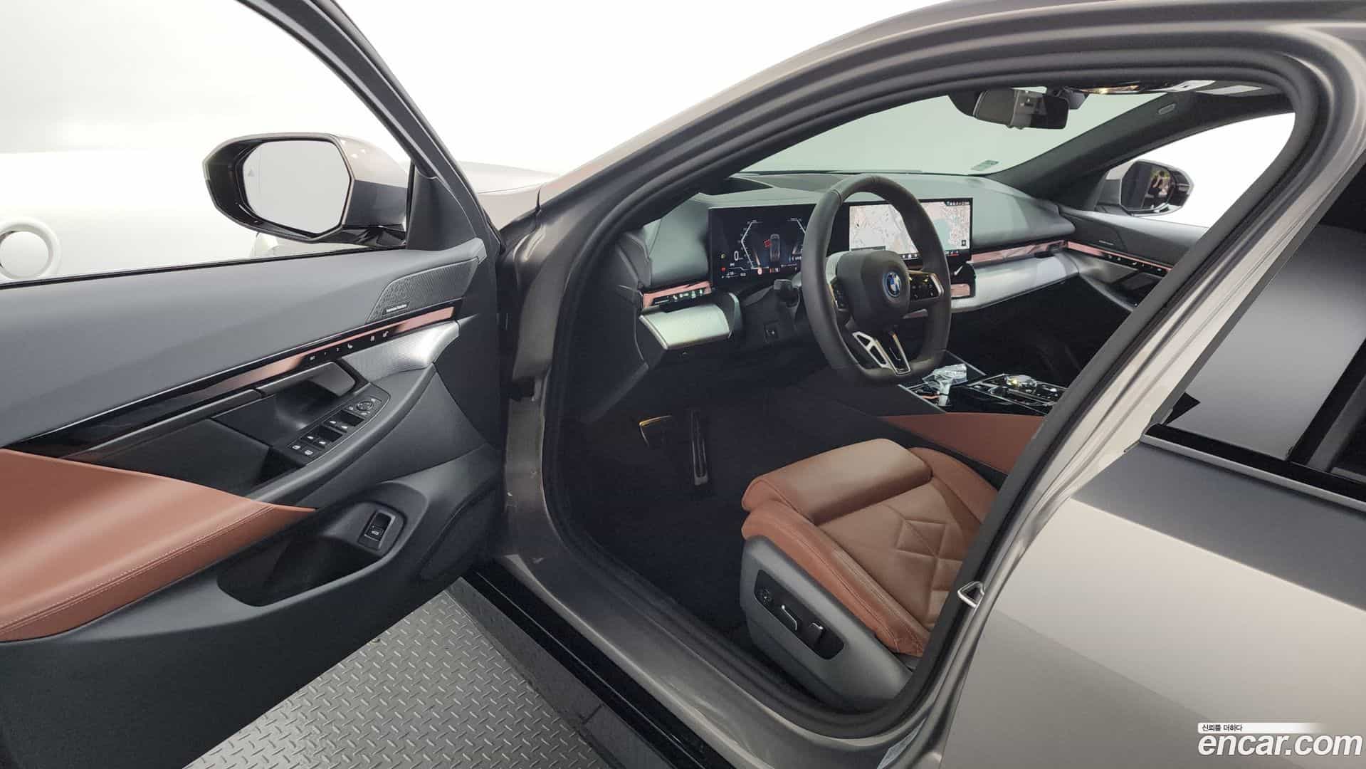 5-Series BMW 2025.3-INNER-010
