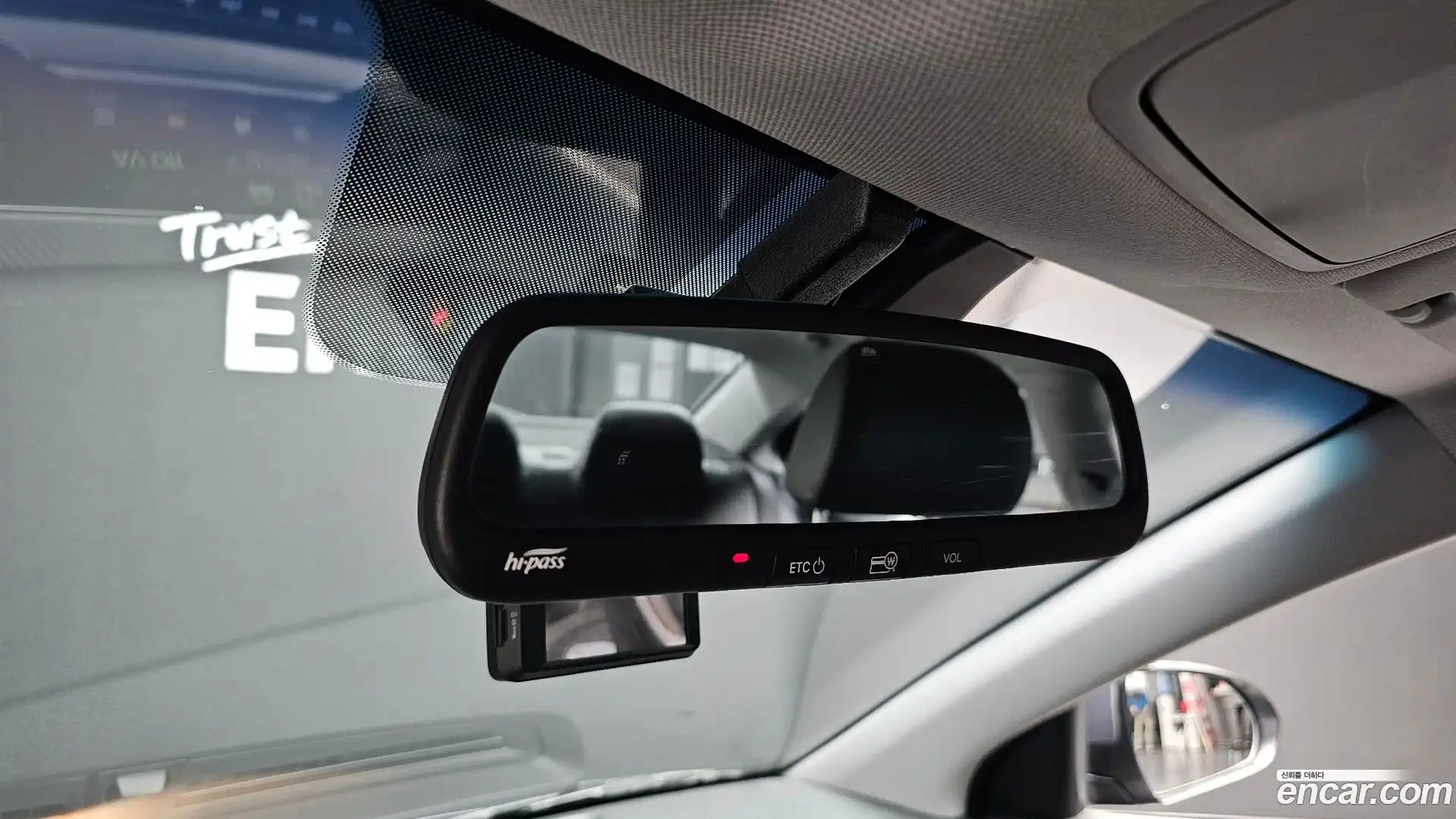 AVANTE Hyundai 2019.10-OPTION-042