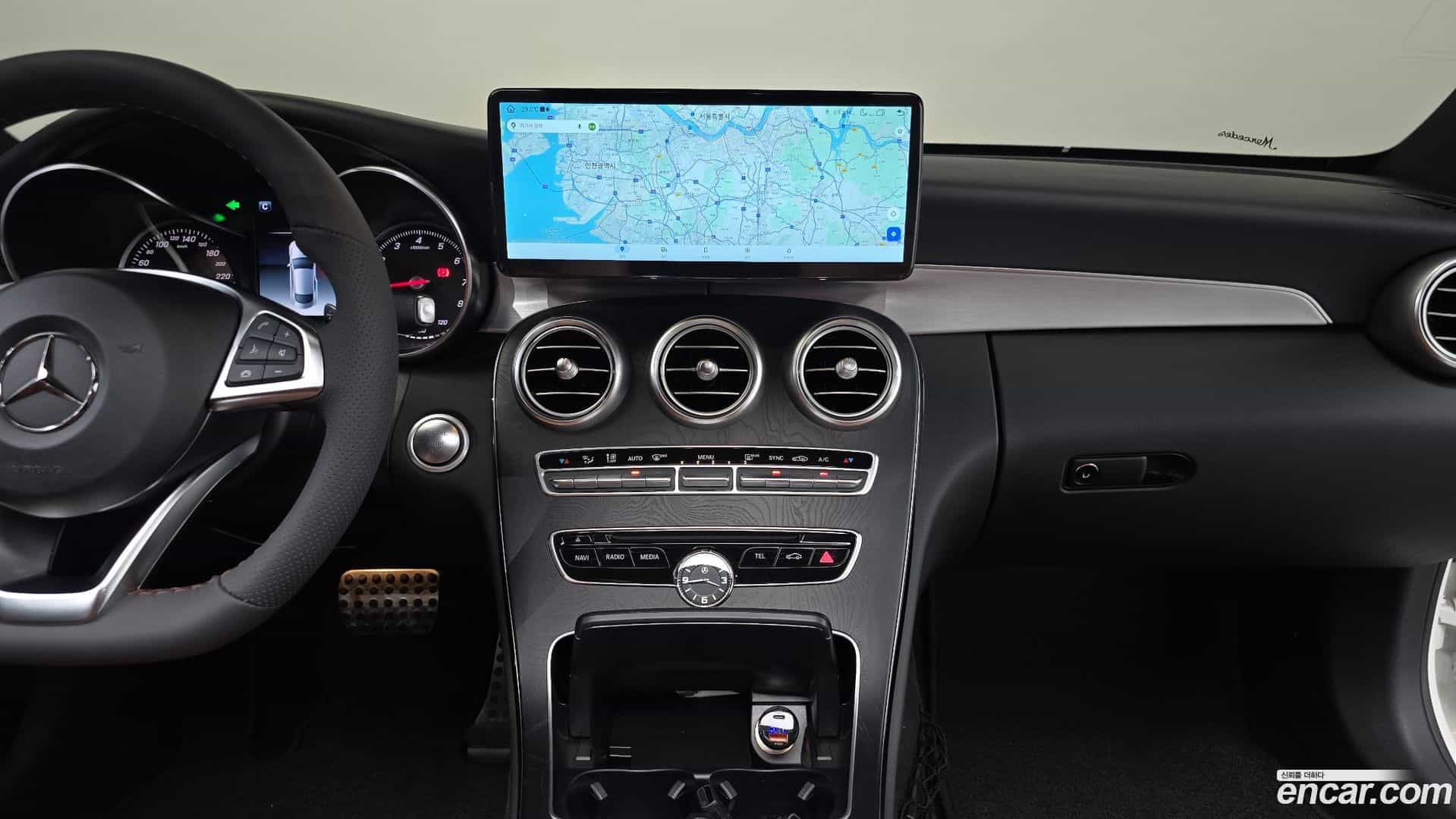 C-Class Mercedes-Benz 2018.3-OPTION-018