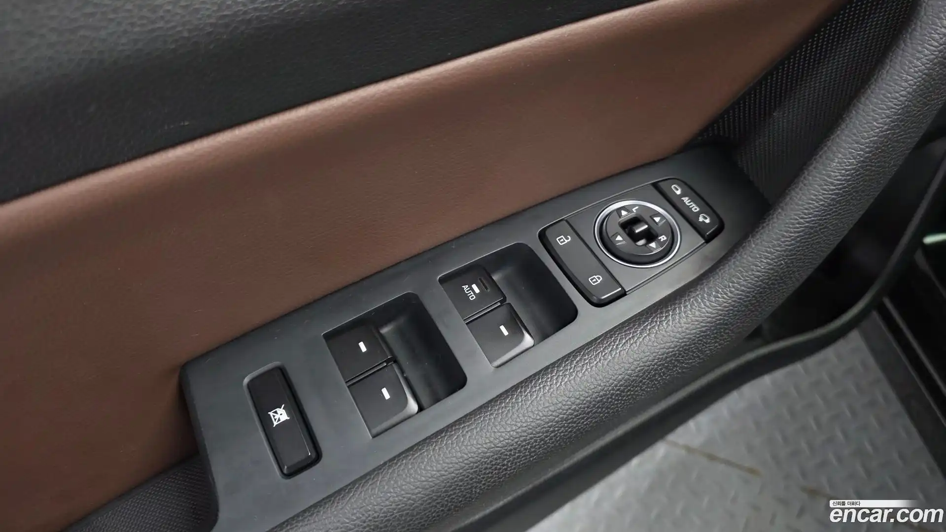 Sonata Hyundai 2018.8-OPTION-040