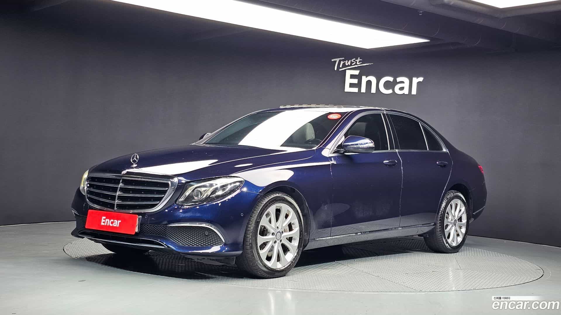E-Class Mercedes-Benz 2016.7-OUTER-001