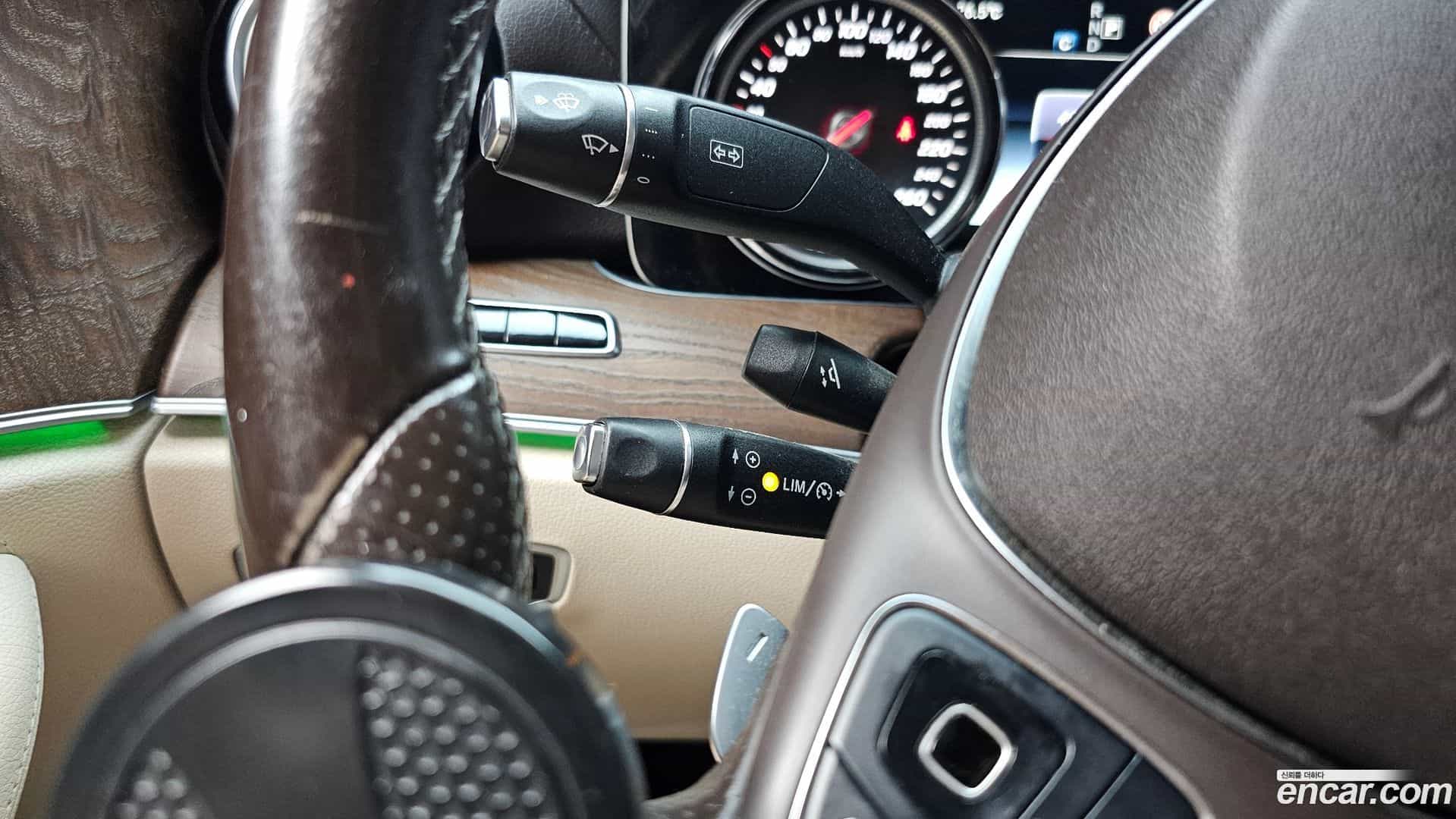 E-Class Mercedes-Benz 2016.7-OPTION-022