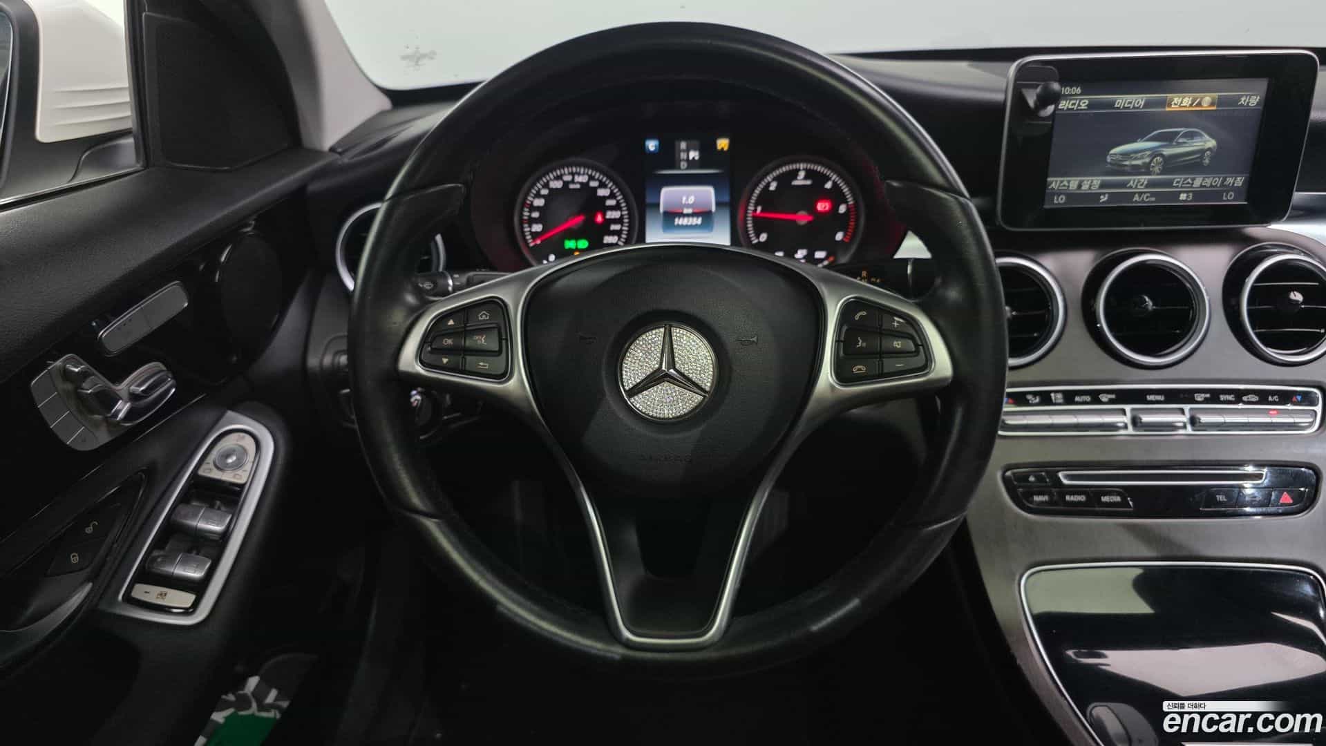 C-Class Mercedes-Benz 2015.8-OPTION-017
