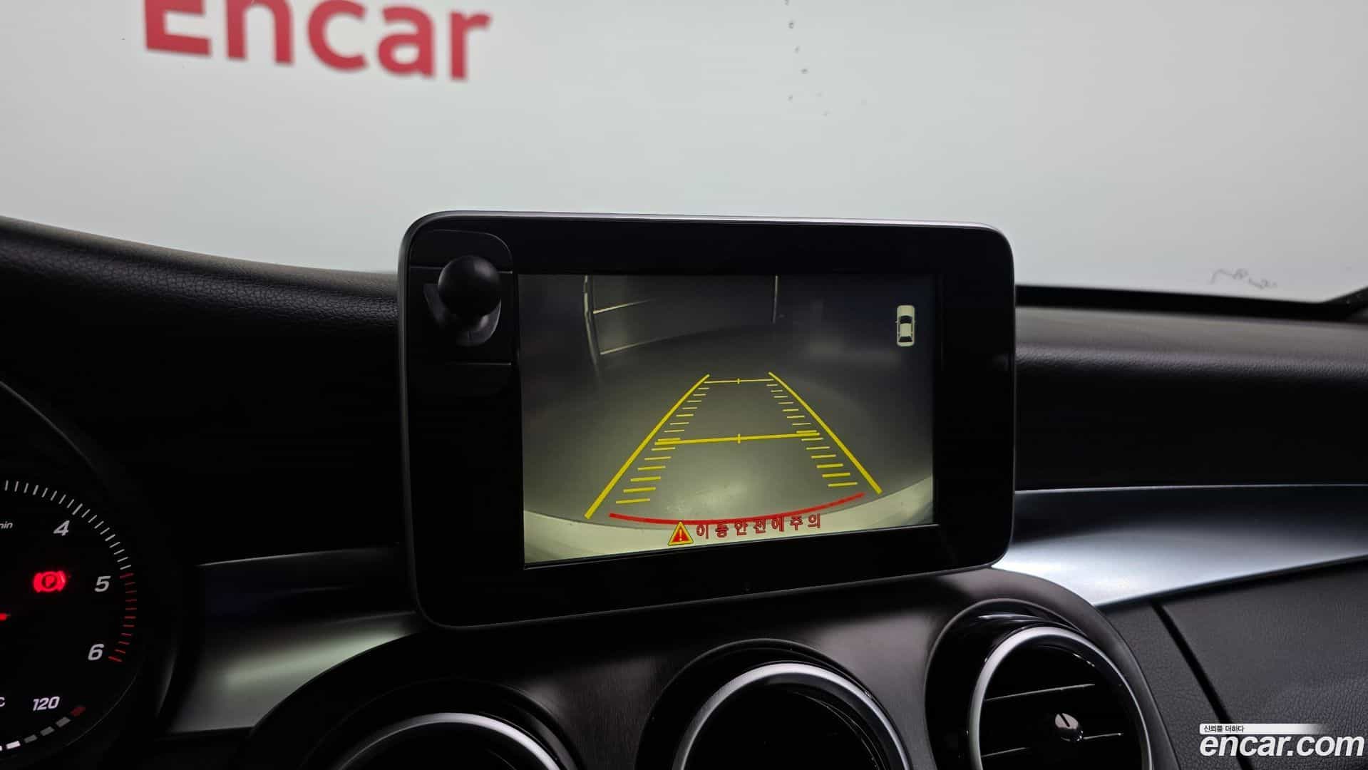 C-Class Mercedes-Benz 2015.8-OPTION-018