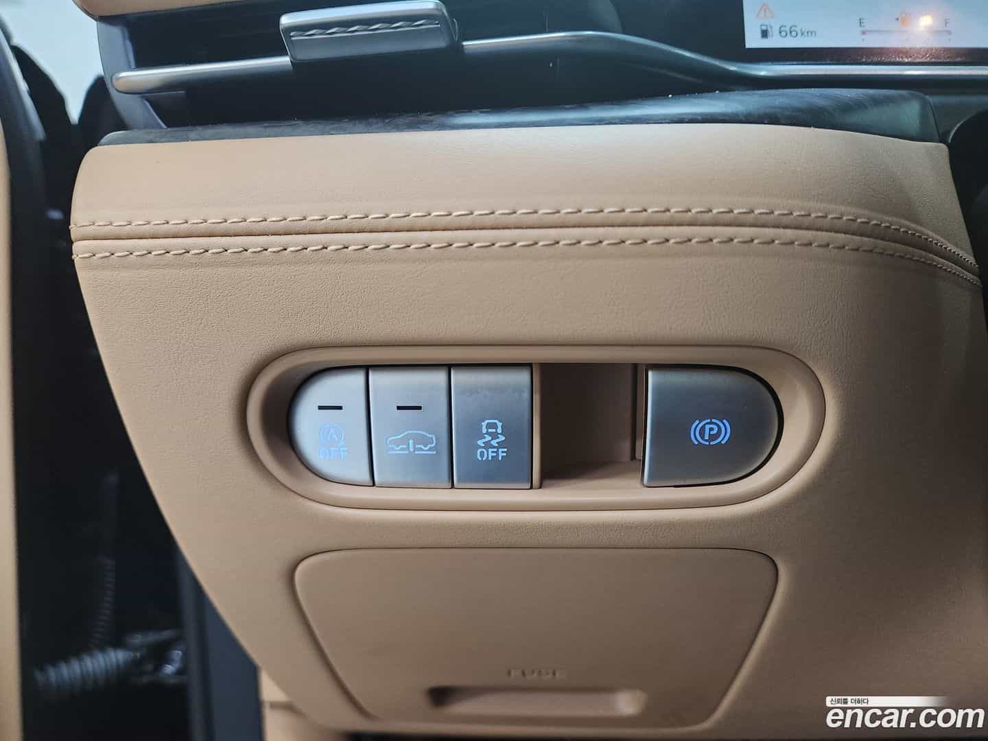G90 Genesis 2024.1-INNER-009