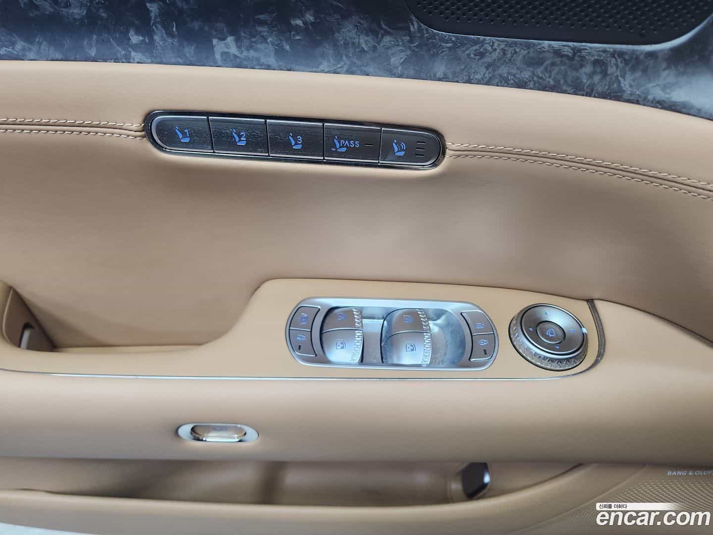 G90 Genesis 2024.1-INNER-010