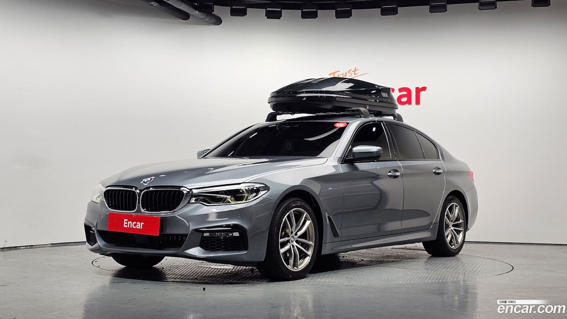Main__Slider__Photo:5-Series BMW 2017.7-0