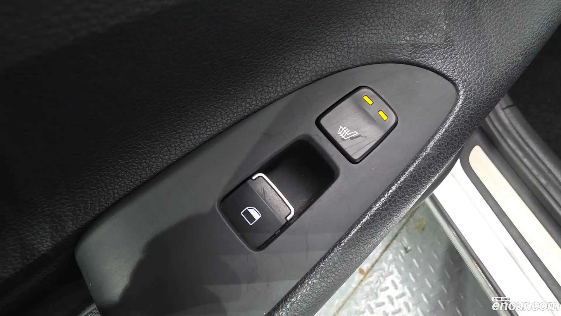Grandeur Hyundai 2017.2-OPTION-024