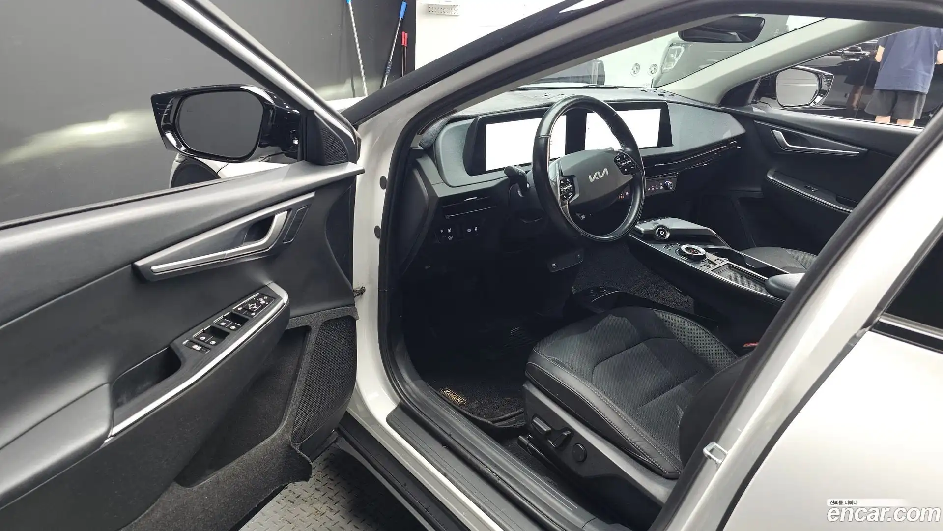 EV6 Kia 2022.10-INNER-010