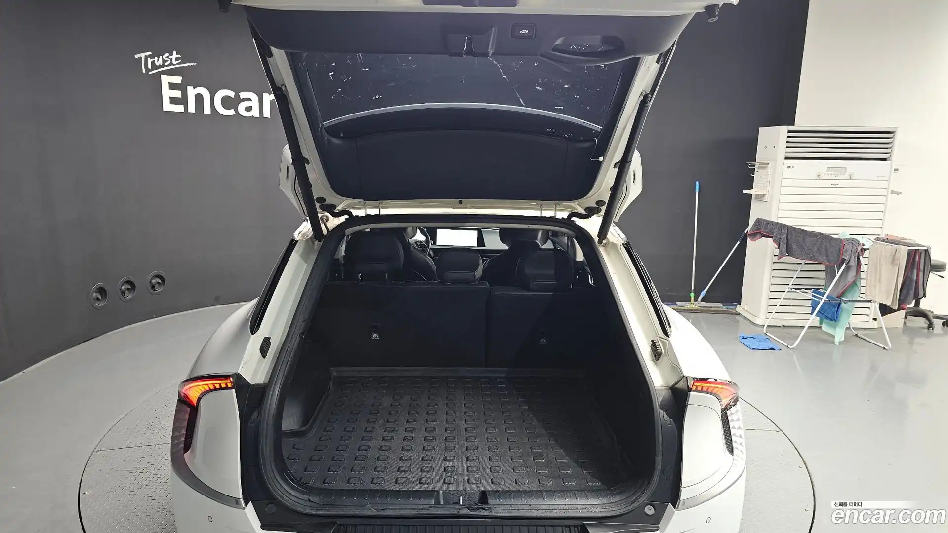 EV6 Kia 2022.10-OPTION-024