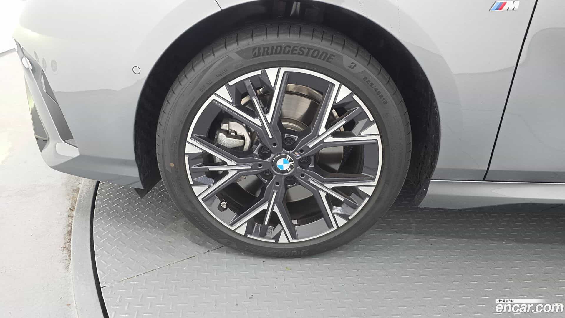 1-Series BMW 2025.6-OUTER-005