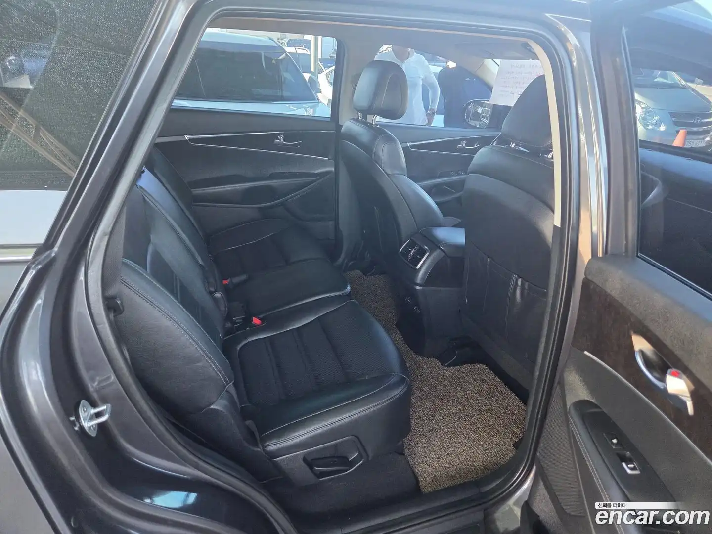 Sorento Kia 2016.1-INNER-007