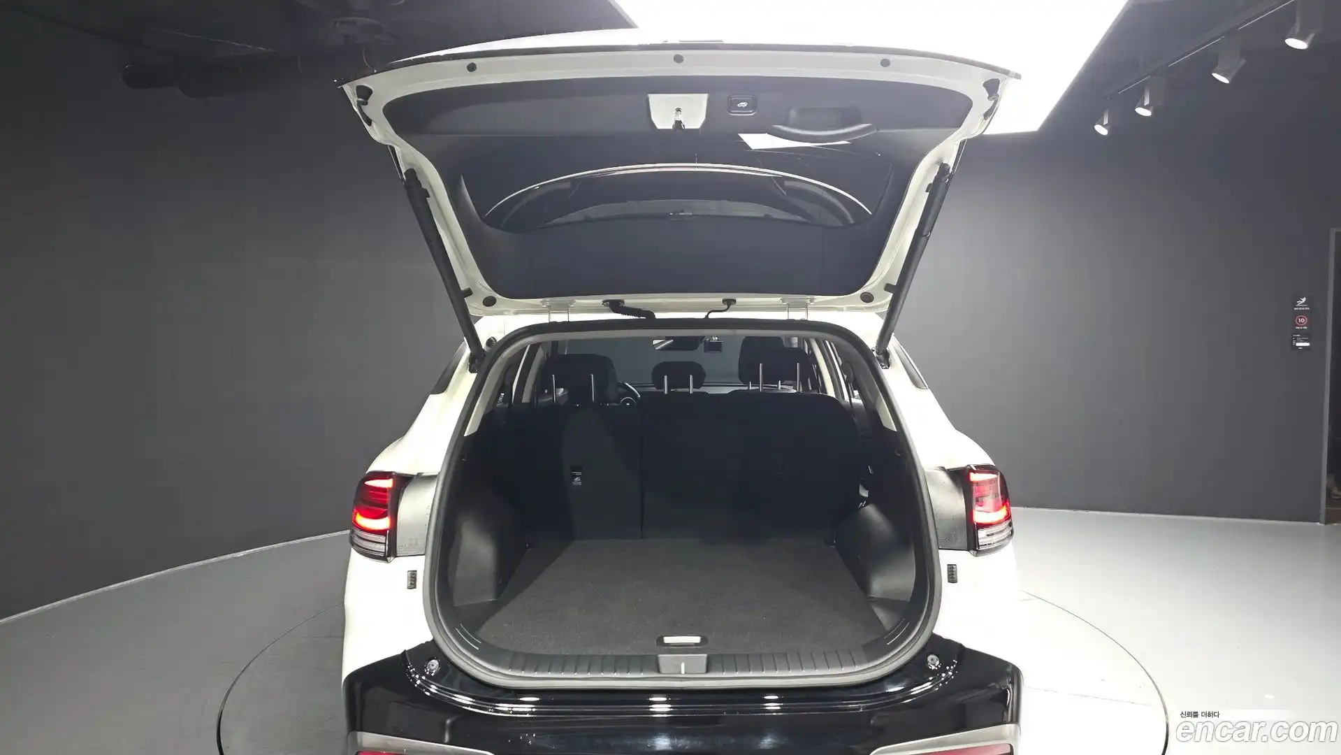 Sportage Kia 2023.6-OPTION-024