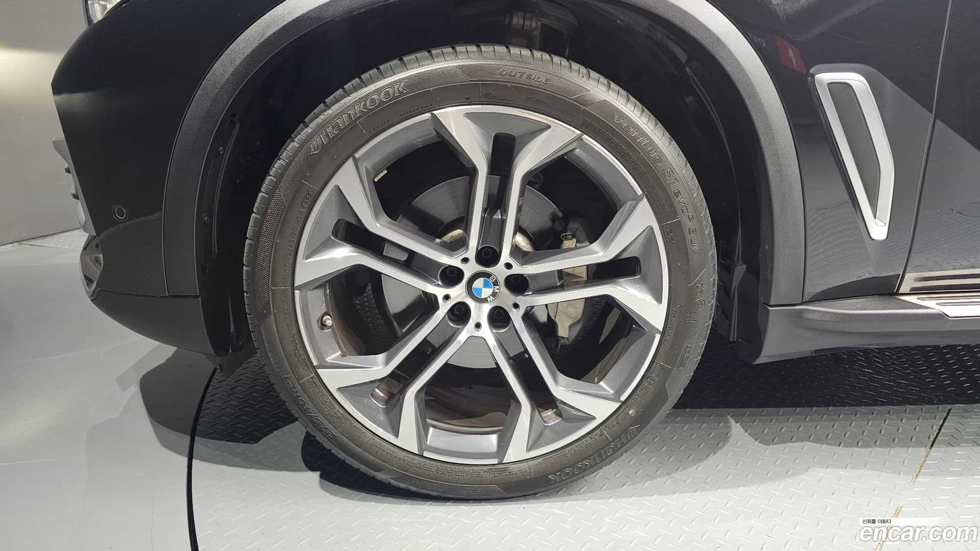 X5 BMW 2023.0-OUTER-005