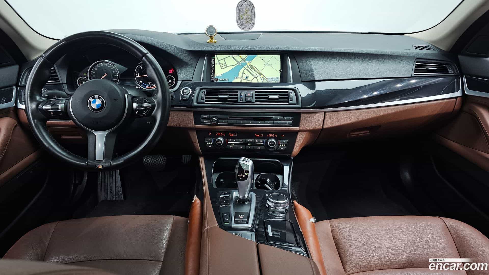 5-Series BMW 2016.9-INNER-007