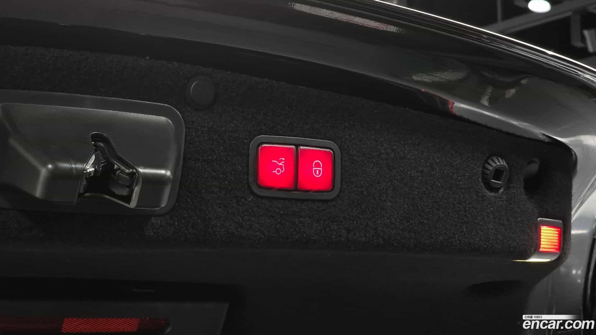 S-Class Mercedes-Benz 2020.1-OPTION-024