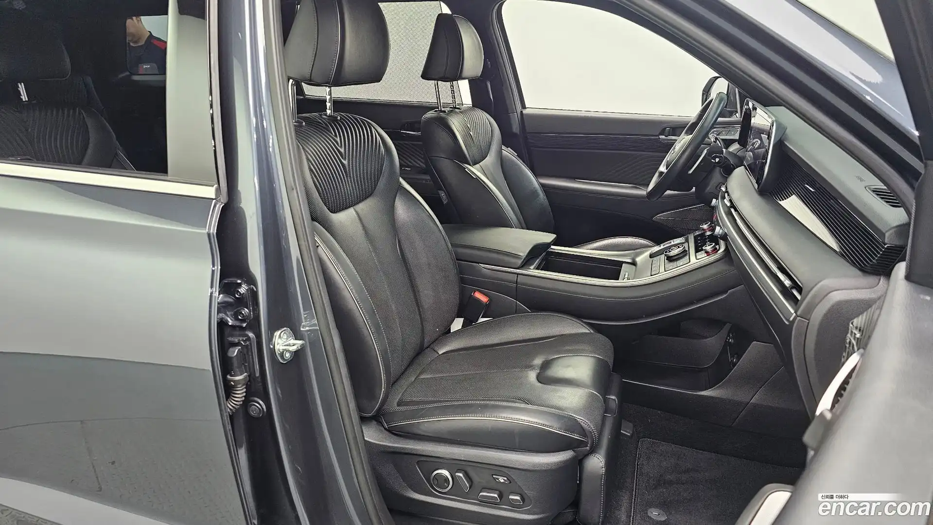 Palisade Hyundai 2023.3-INNER-036