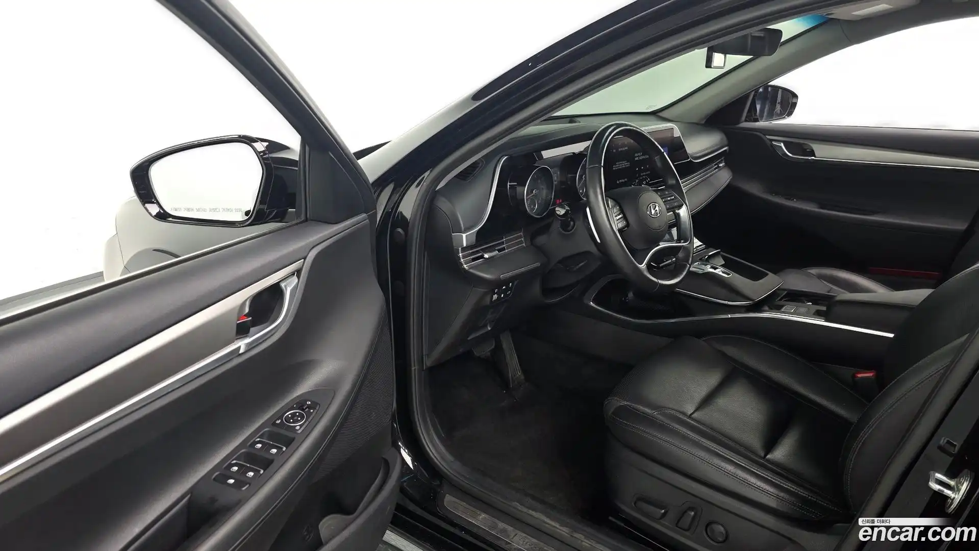Grandeur Hyundai 2021.5-INNER-010