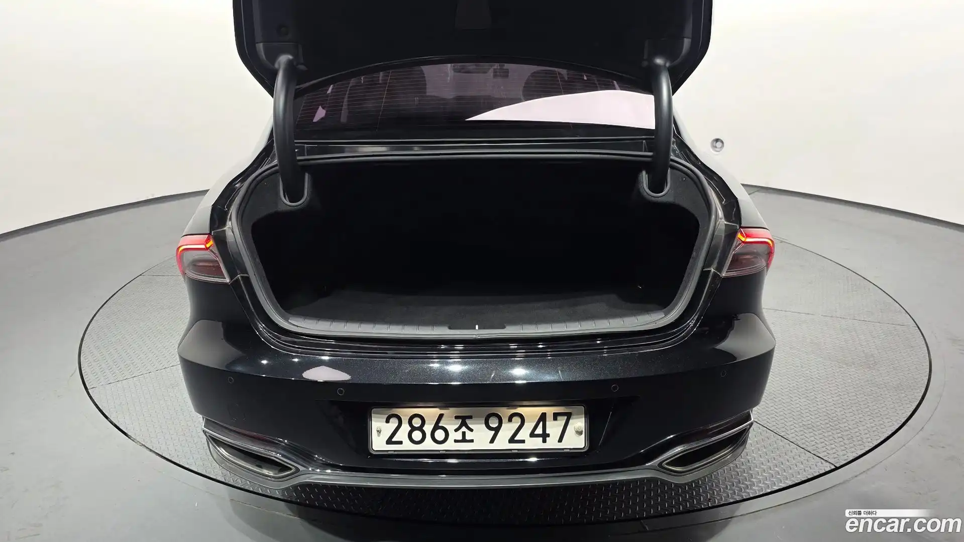 Grandeur Hyundai 2021.5-OPTION-024