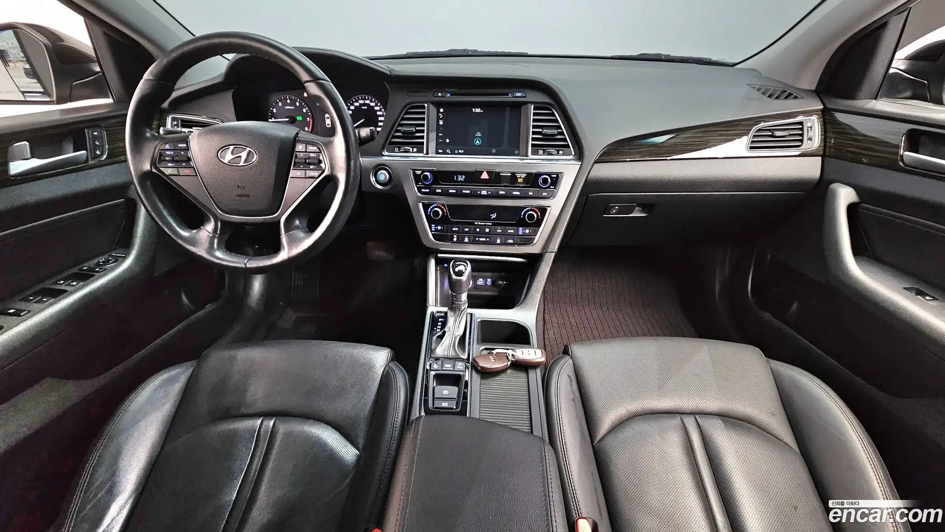 Sonata Hyundai 2015.11-INNER-007
