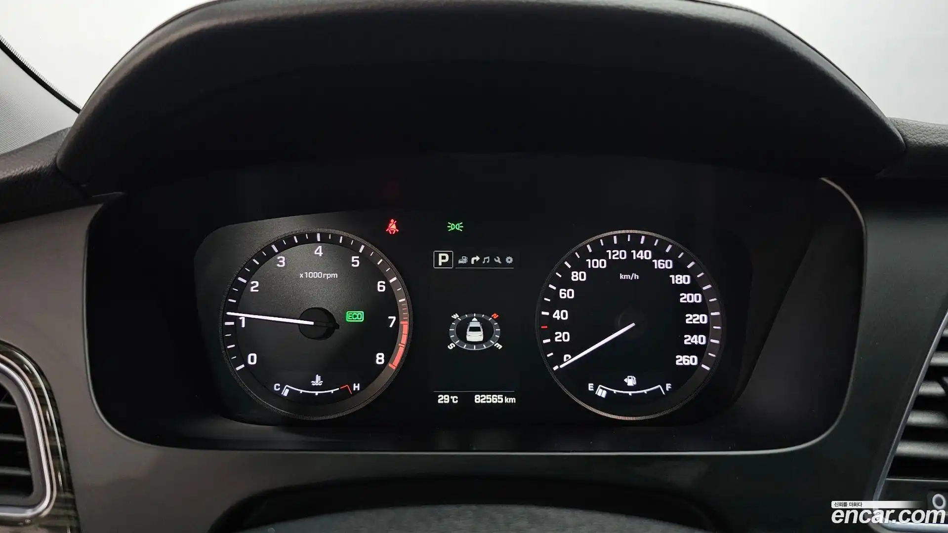Sonata Hyundai 2015.11-INNER-008