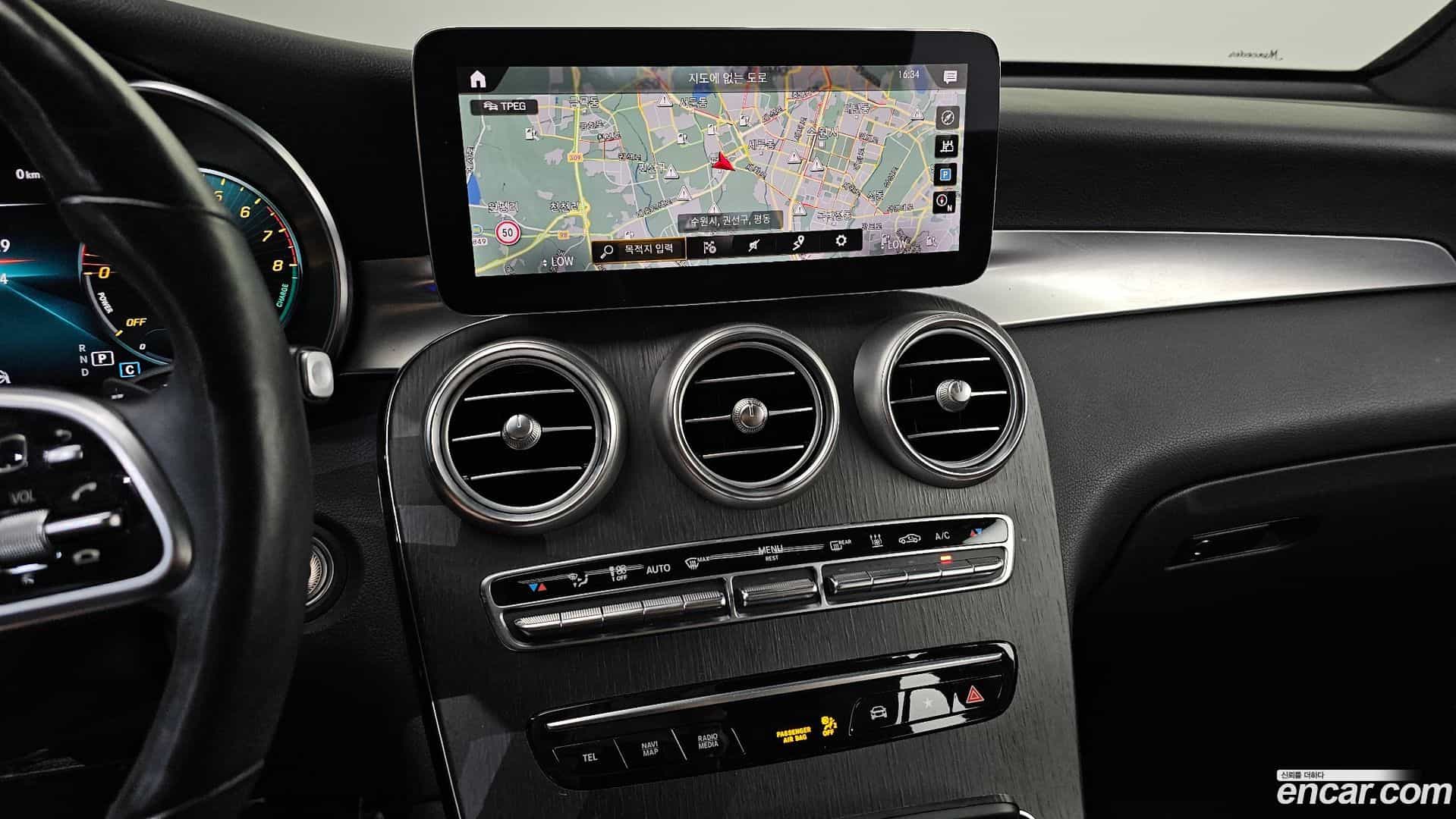 GLC-Class Mercedes-Benz 2021.4-OPTION-018