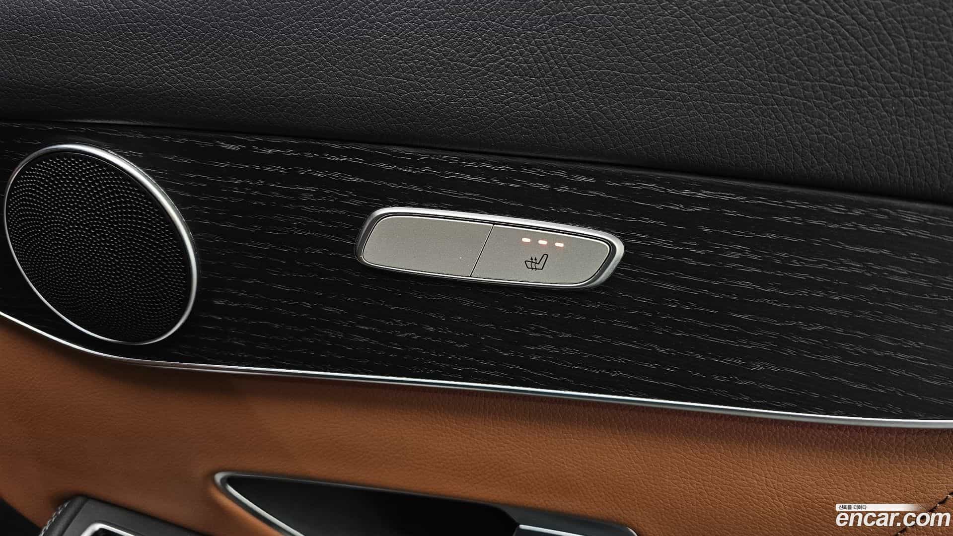 GLC-Class Mercedes-Benz 2021.4-OPTION-022