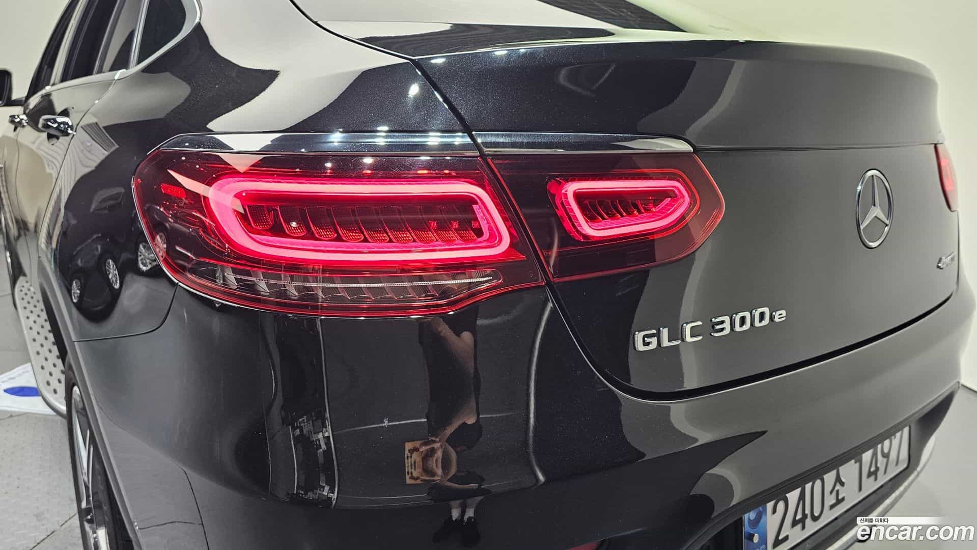GLC-Class Mercedes-Benz 2021.4-OUTER-033