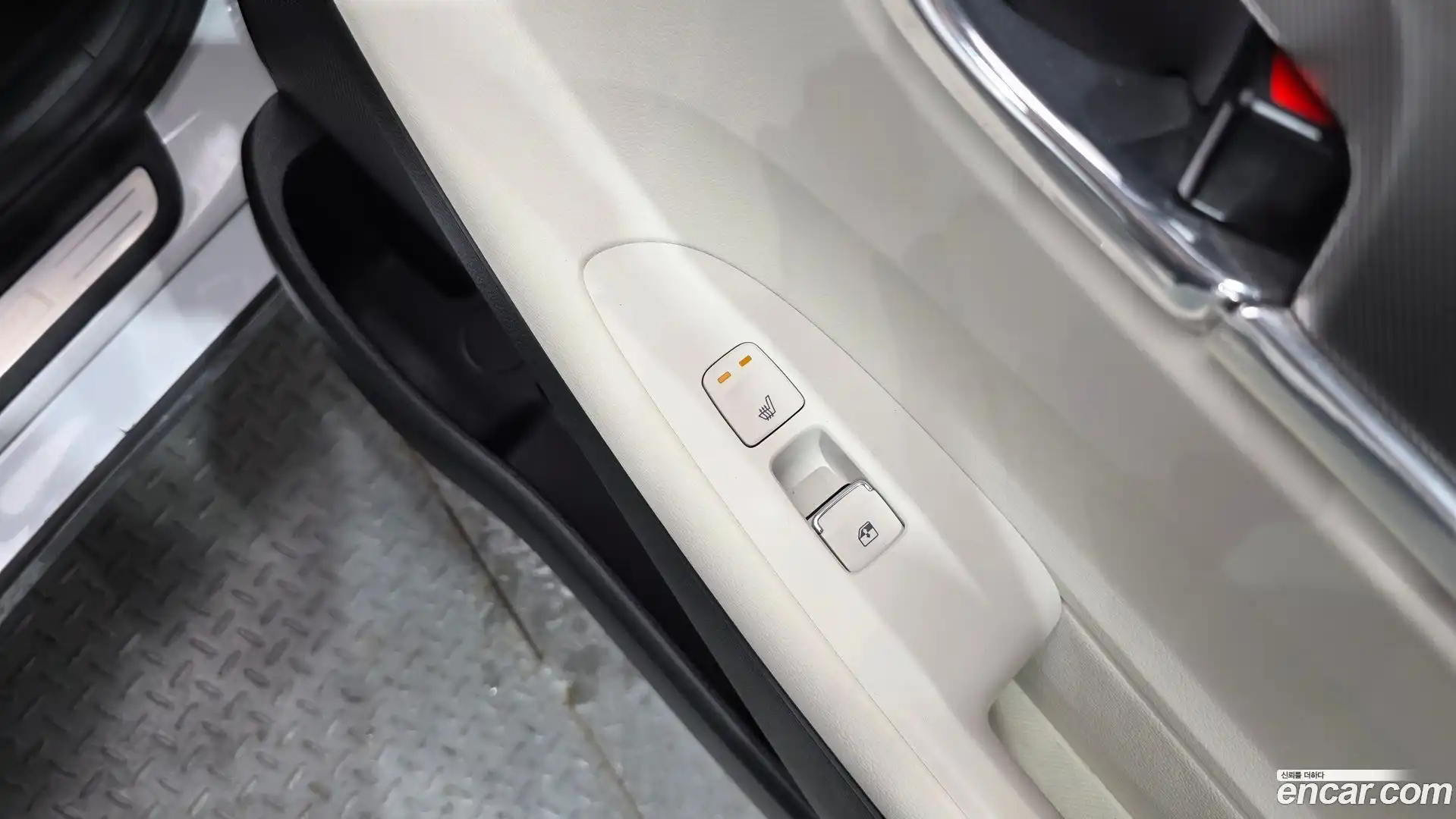 Grandeur Hyundai 2022.4-OPTION-023