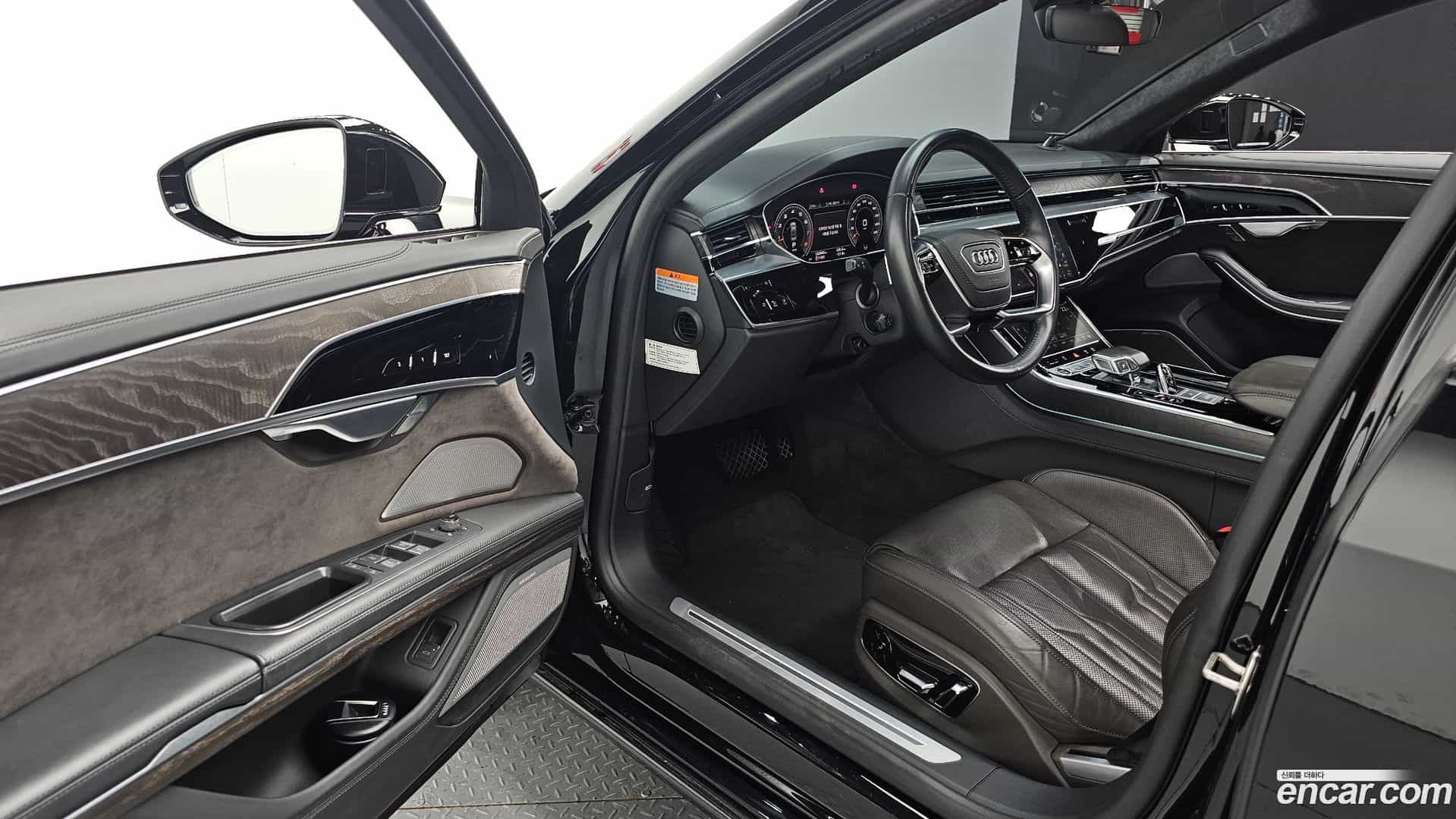 A8 Audi 2021.7-OPTION-015