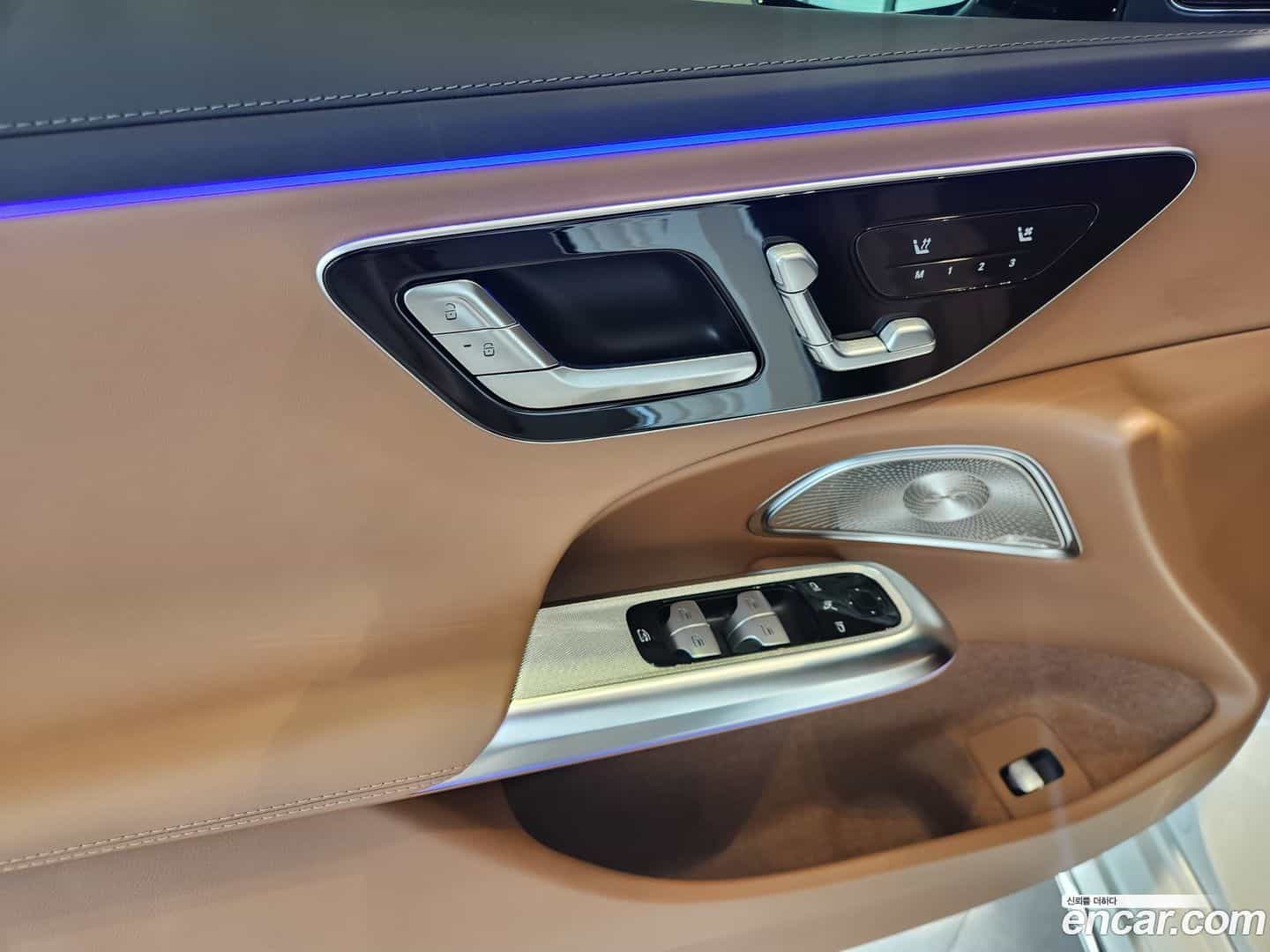 E-Class Mercedes-Benz 2025.11-OPTION-022