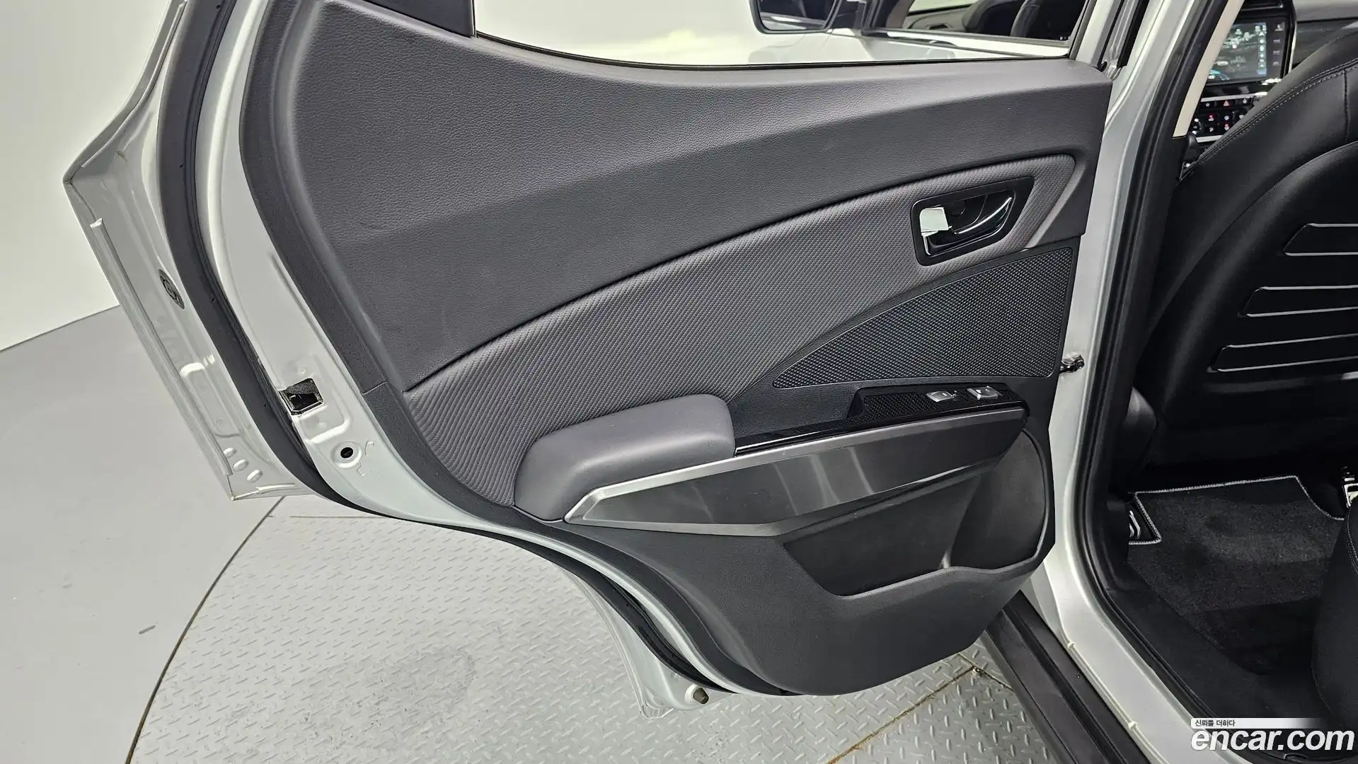 TIBOLI KG Mobility 2022.4-INNER-035