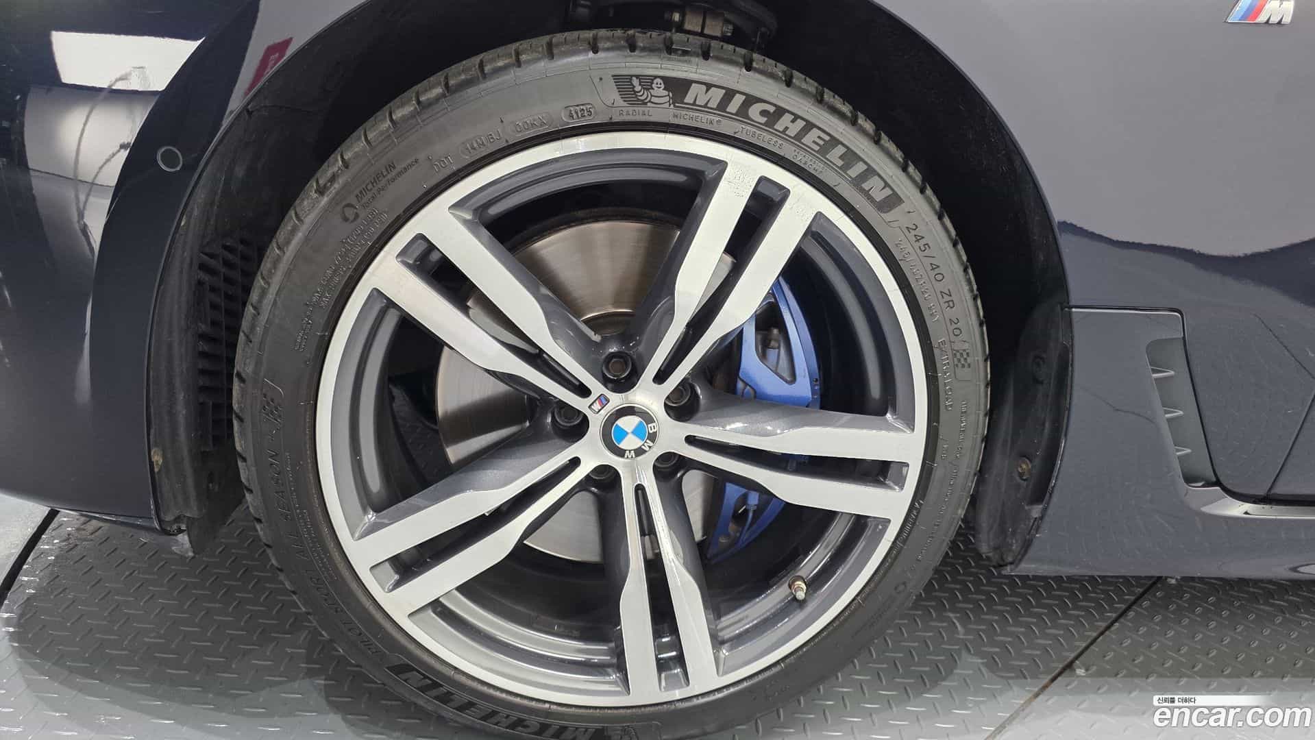Gran Turismo BMW 2021.6-OUTER-005