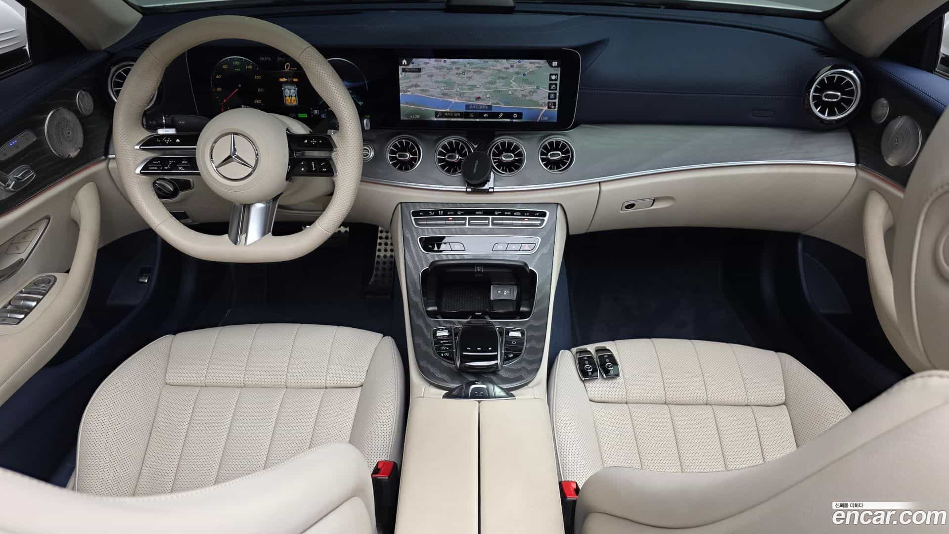 E-Class Mercedes-Benz 2023.11-INNER-007
