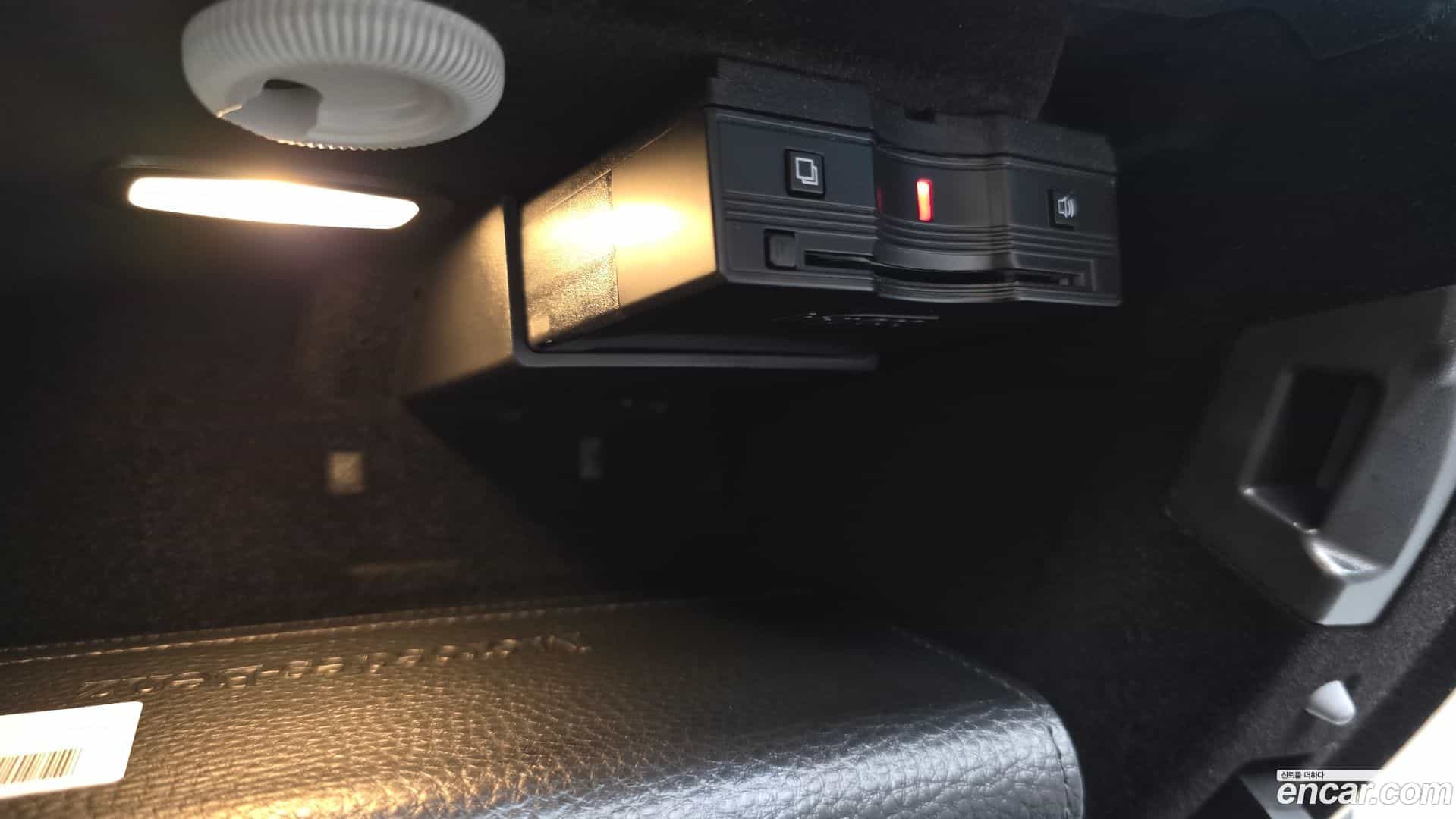 E-Class Mercedes-Benz 2023.11-OPTION-043