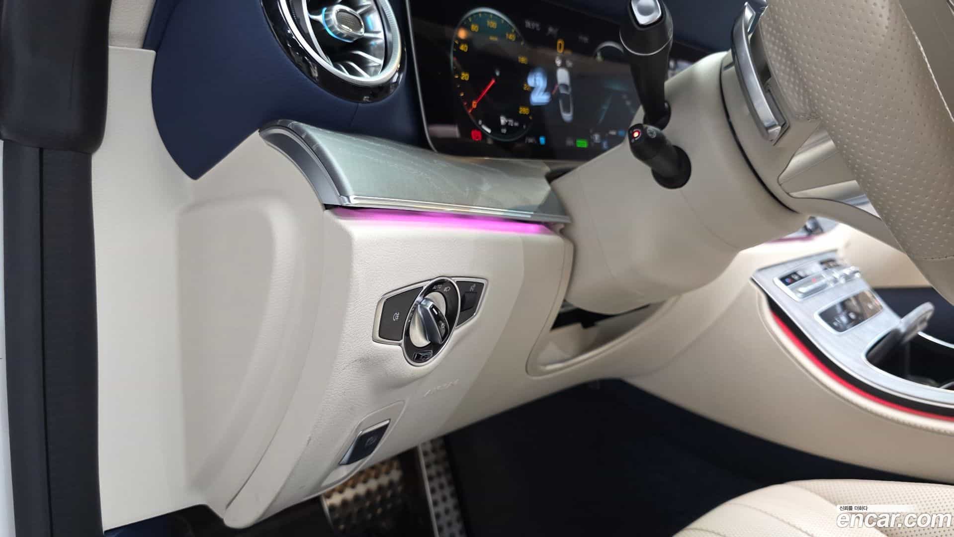 E-Class Mercedes-Benz 2023.11-OPTION-044