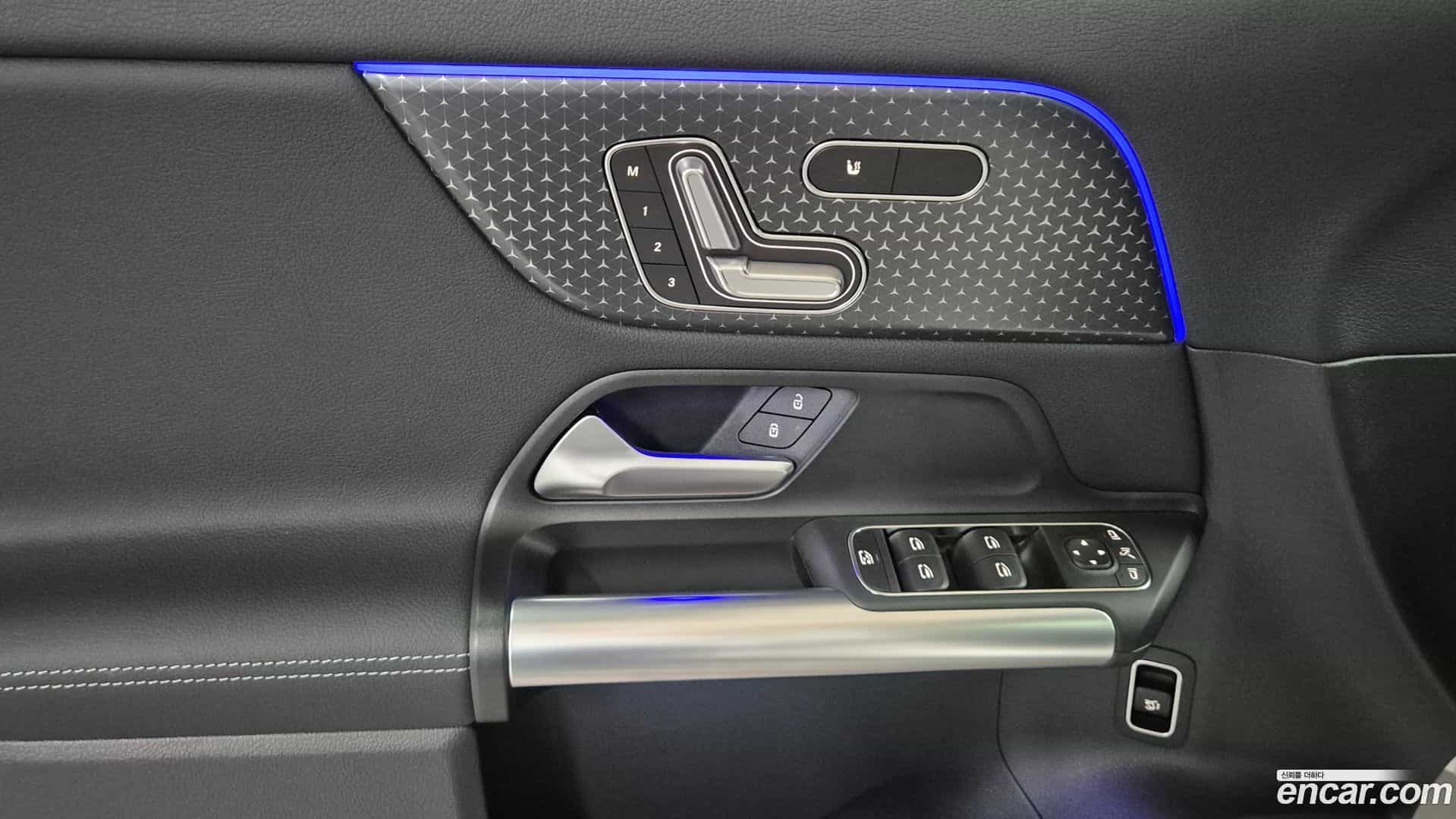 EQA Mercedes-Benz 2025.8-OPTION-017