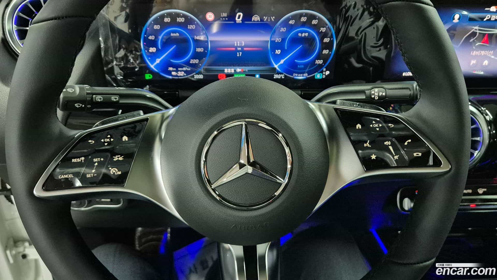 EQA Mercedes-Benz 2025.8-OPTION-018