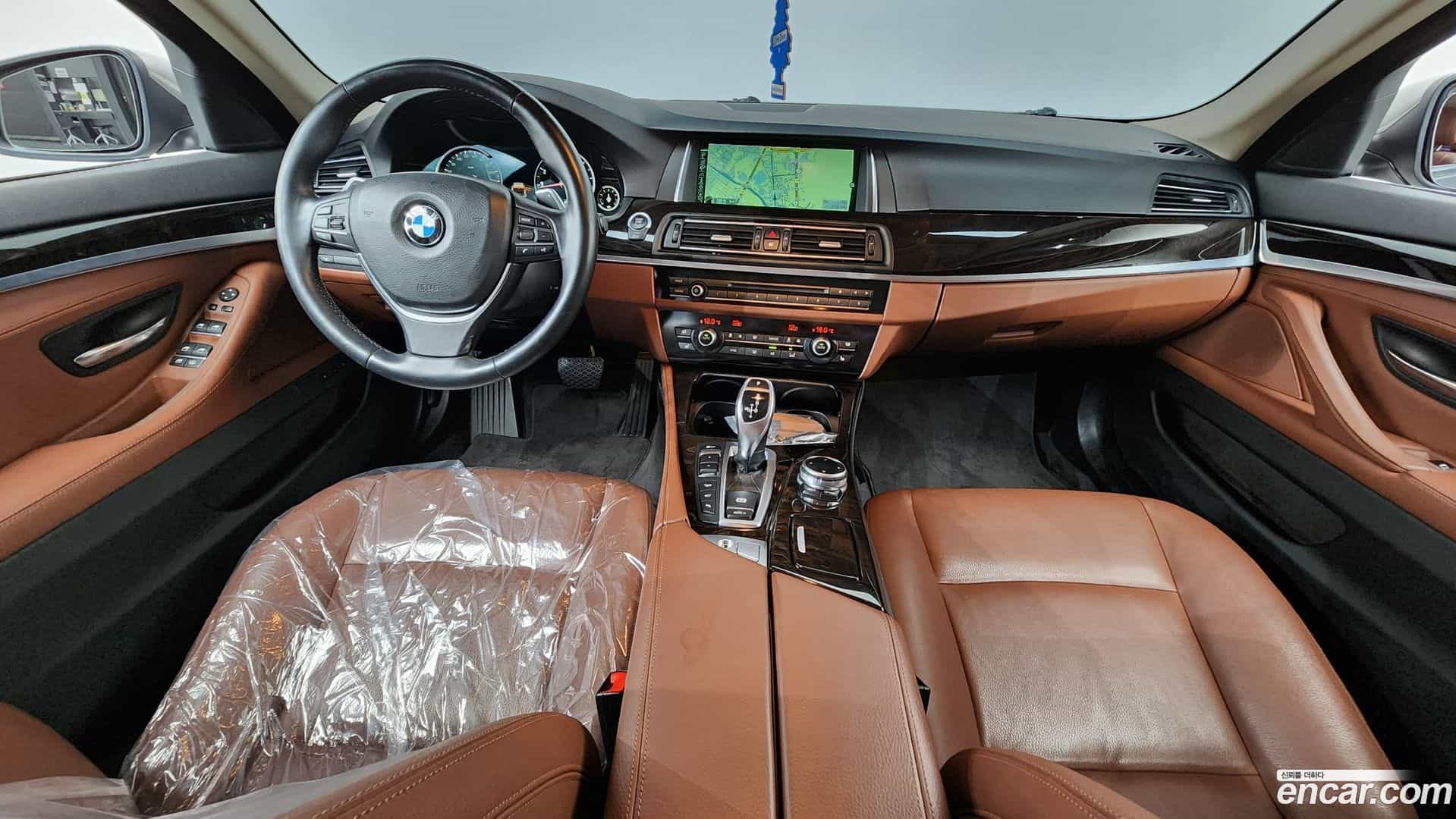 5-Series BMW 2014.8-INNER-007