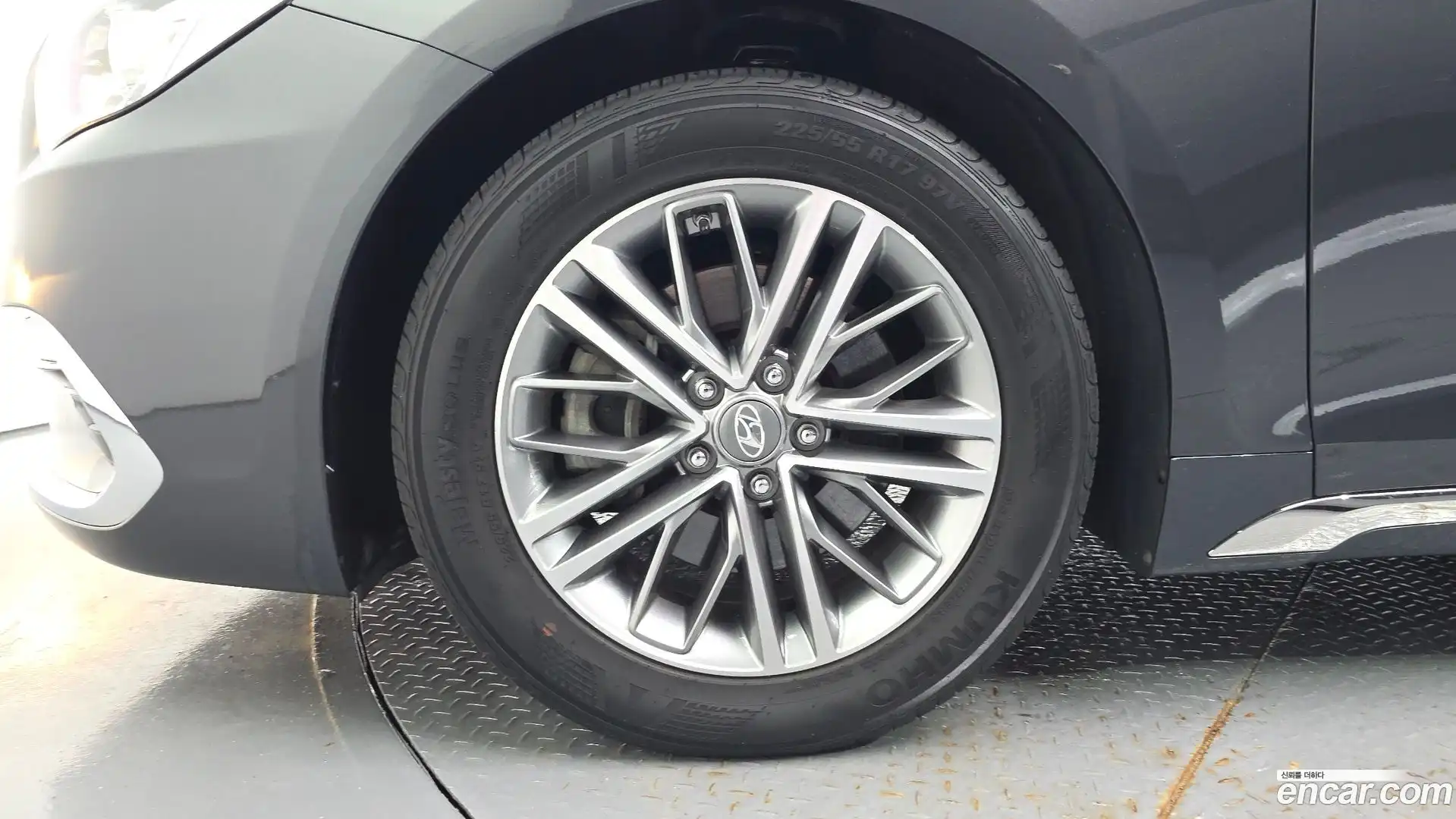 Grandeur Hyundai 2018.0-OUTER-005