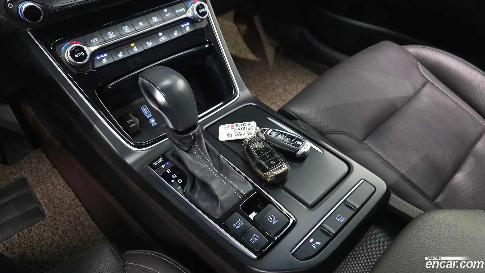 Grandeur Hyundai 2018.0-INNER-009