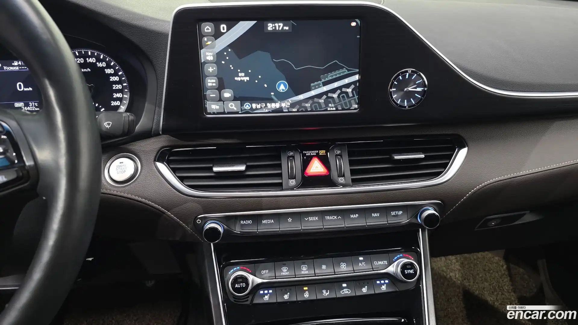 Grandeur Hyundai 2018.0-OPTION-020